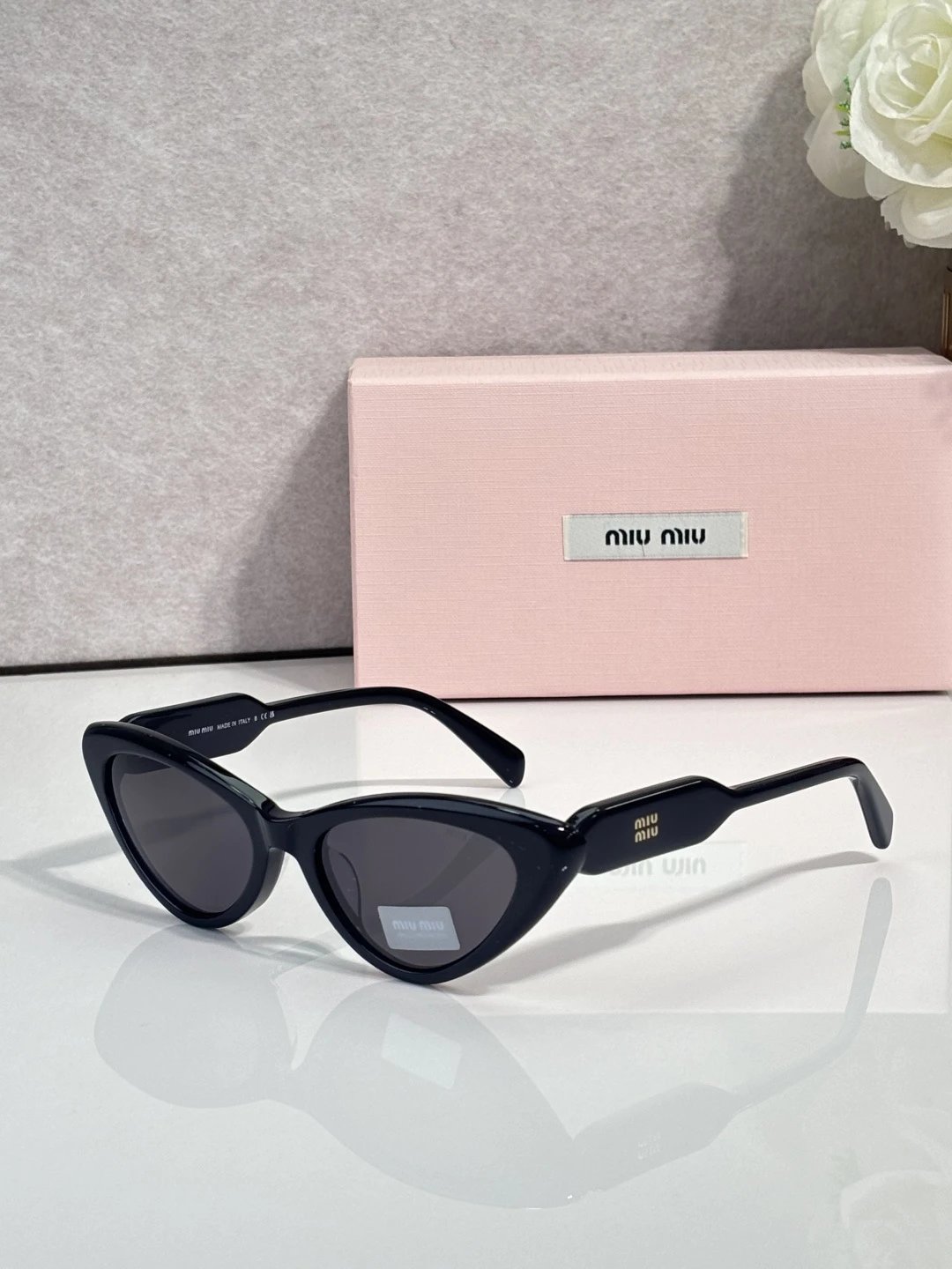 Miu Miu SMUB11U Sunglasses 55-19-140 — photo 7