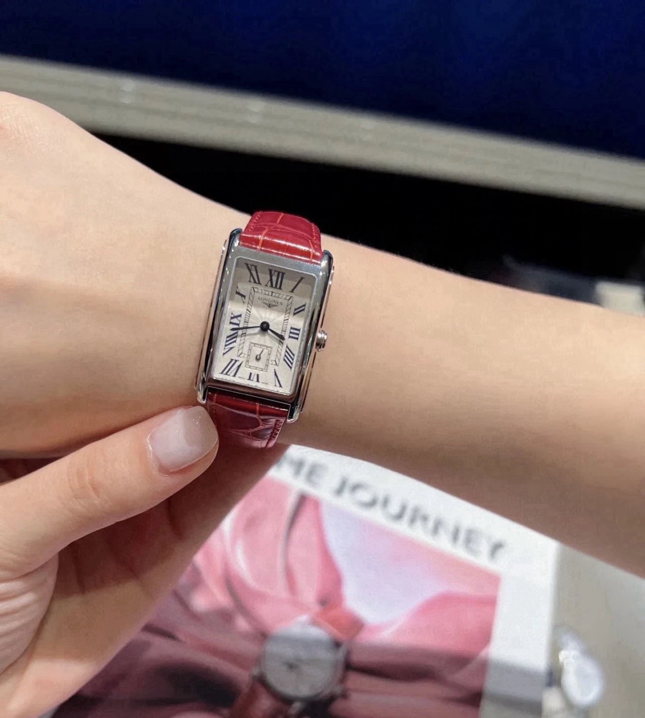 Longines DolceVita Quartz Ladies Watch 21mm — photo 3