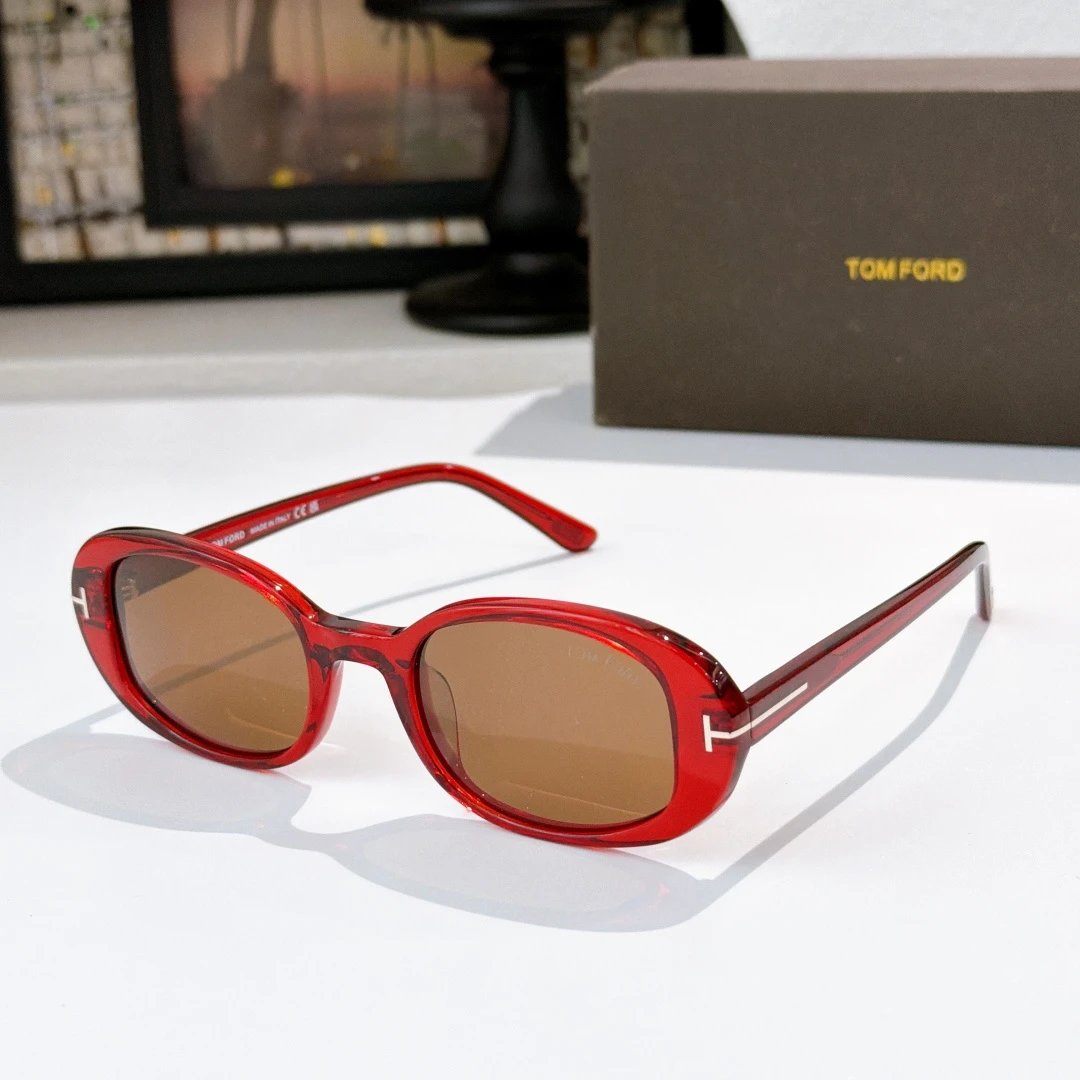 Tom Ford FT1364 Sunglasses 49-21-140 Ver.B — photo 2