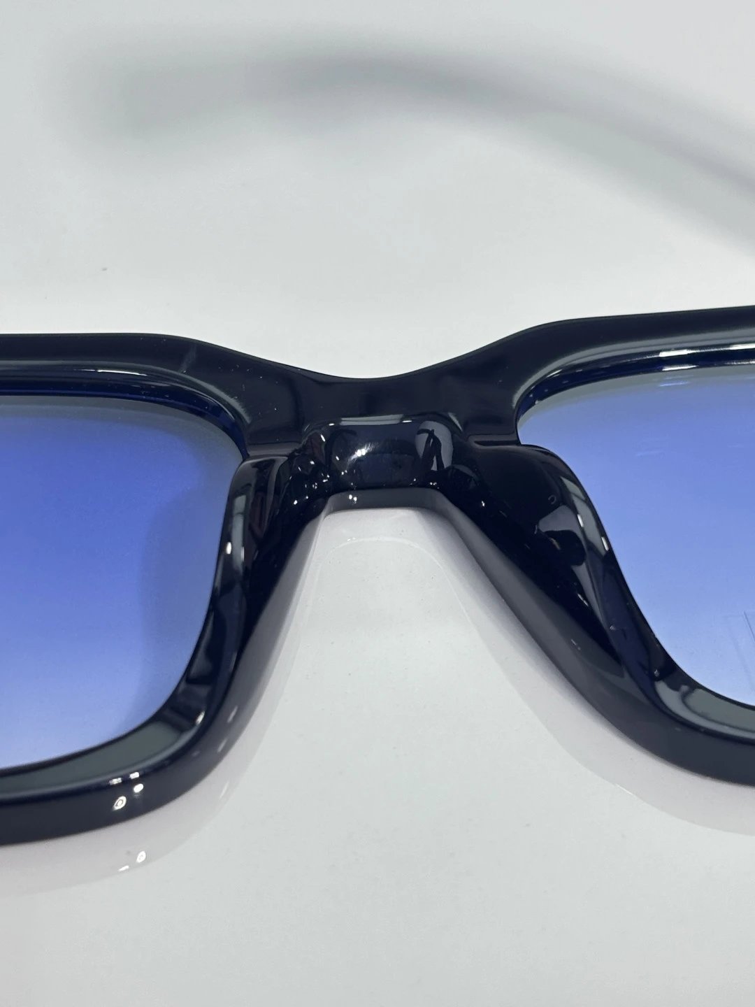 David Beckham DB 7100S Sunglasses 52-21-145 Ver.A — photo 8