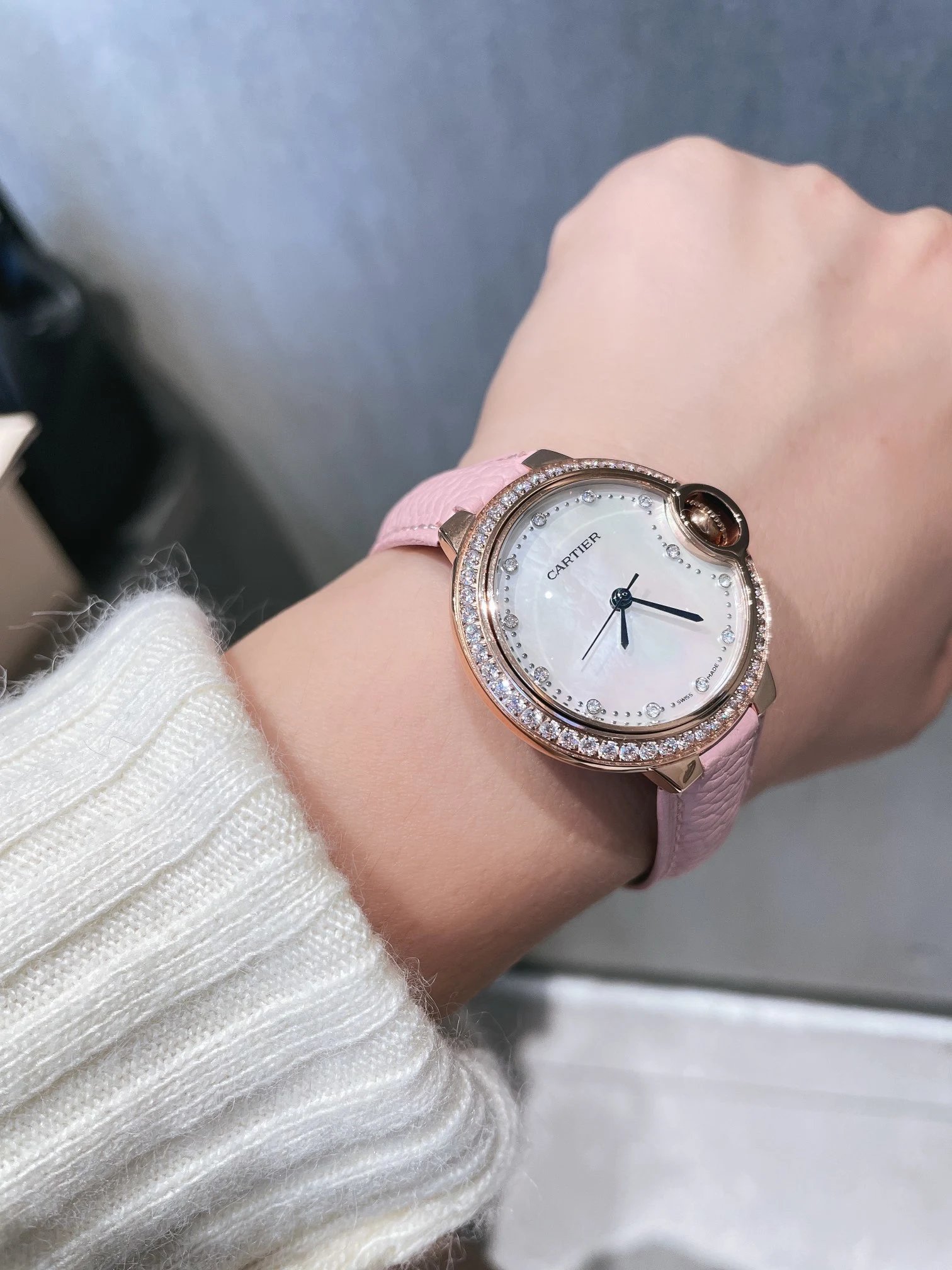 Cartier Ballon Bleu Quartz Watch 33mm Ver.B — Photo 9