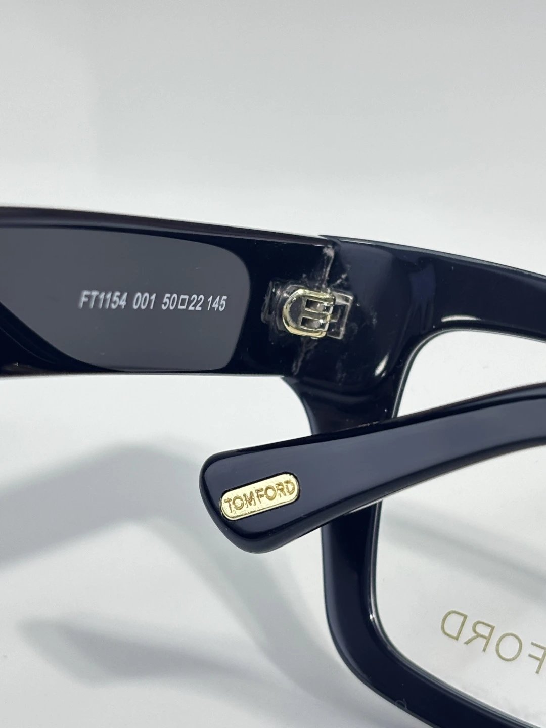 Tom Ford FT1154 Sunglasses 50-22-145 — Zdjęcie 9