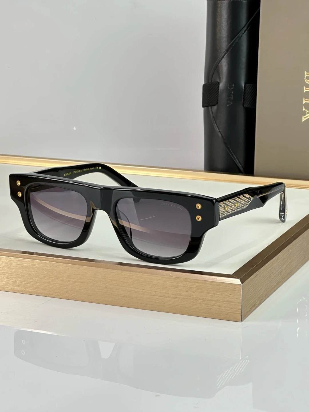 DITA Sunglasses — photo 2