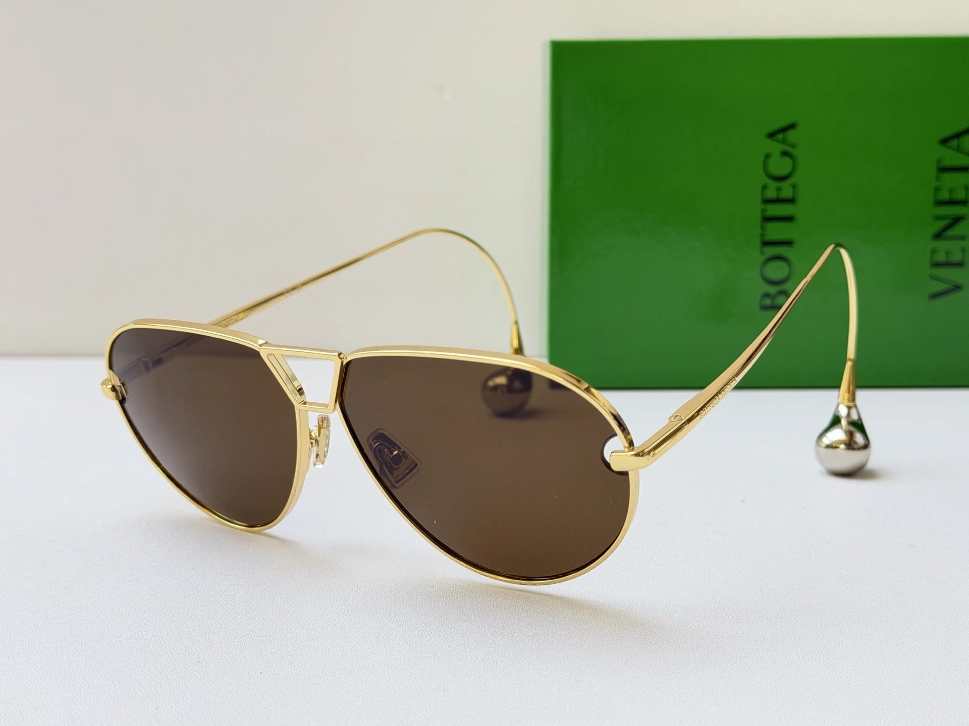 Bottega Veneta BV1437S Sunglasses 64-12-185 Ver.B — photo 4