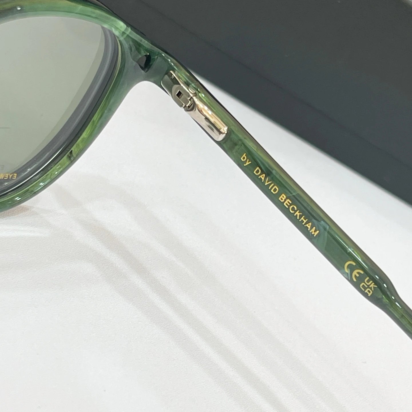 David Beckham DB 1018 Sunglasses Ver.B — photo 6