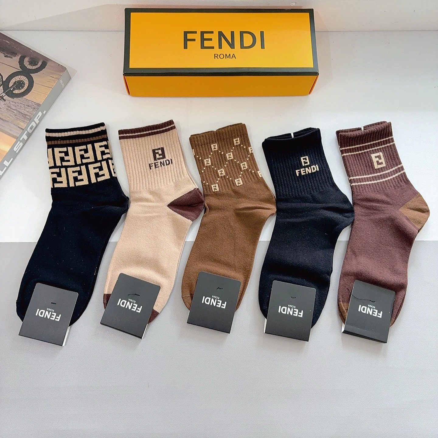 Fendi Crew Cotton Socks Ver.C — photo 2