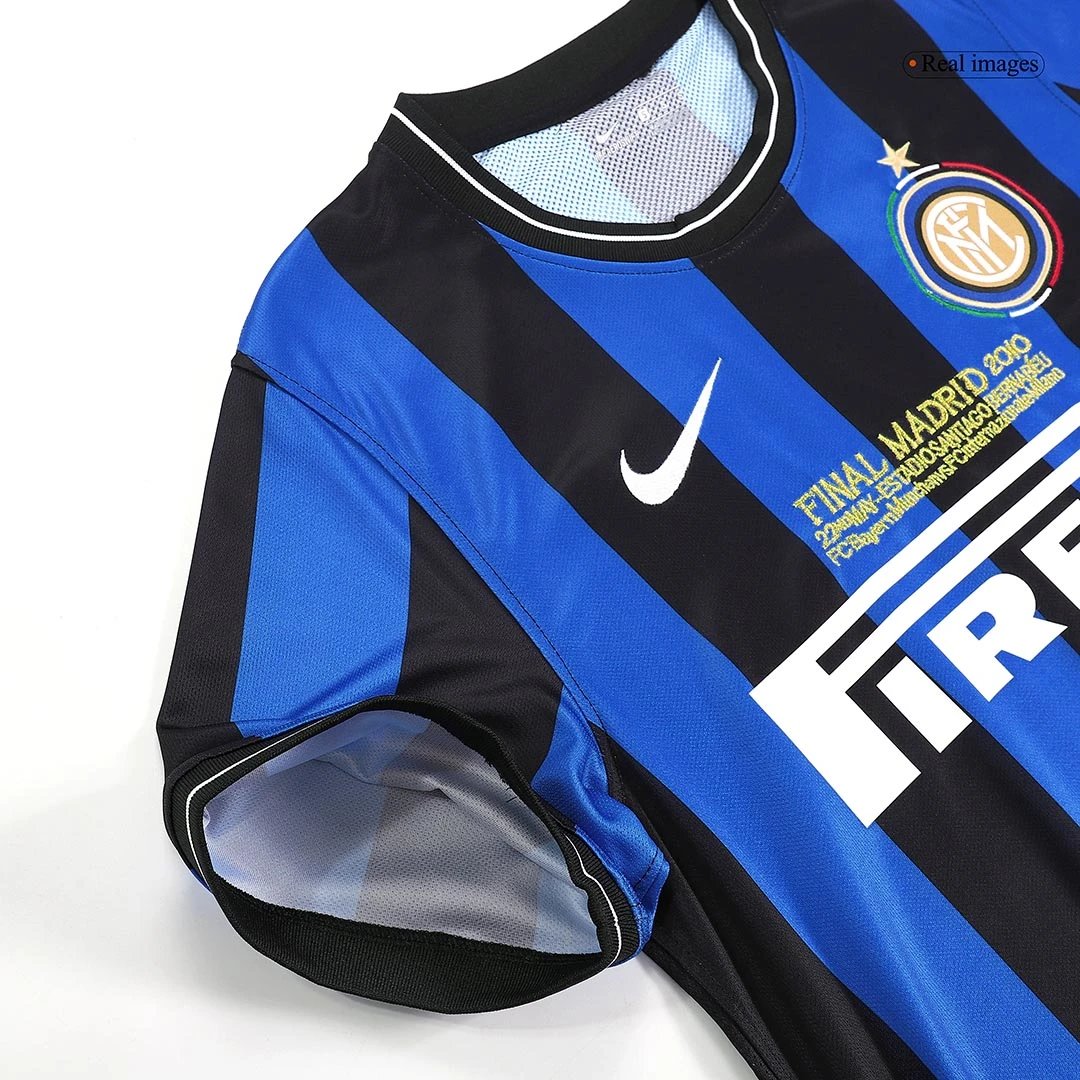Inter Milan 2009/10 Retro Home Jersey — Photo 5