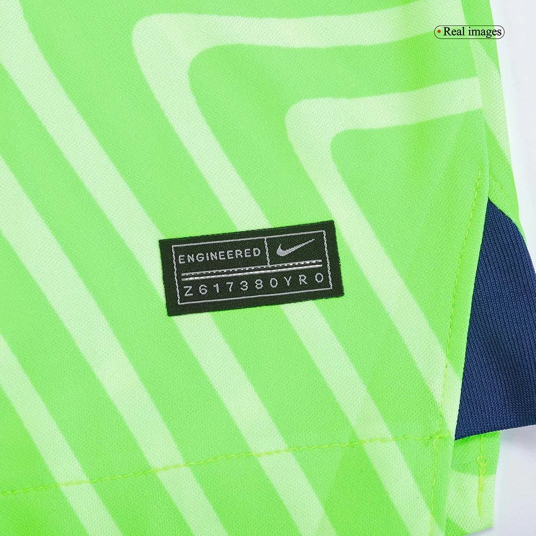 Wolfsburg VfL 22/23 Home Jersey — Photo 13