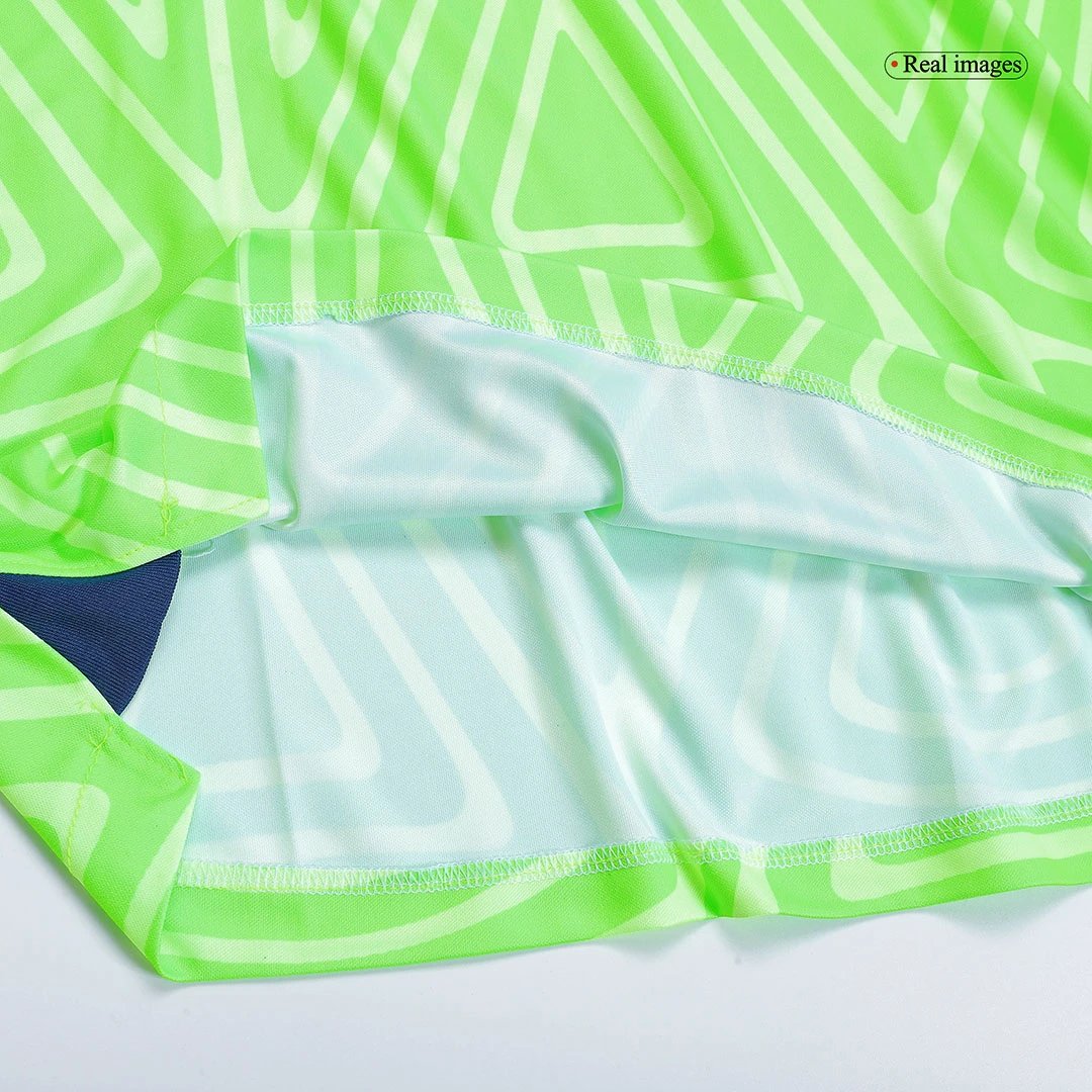 Wolfsburg VfL 22/23 Home Jersey — Photo 11