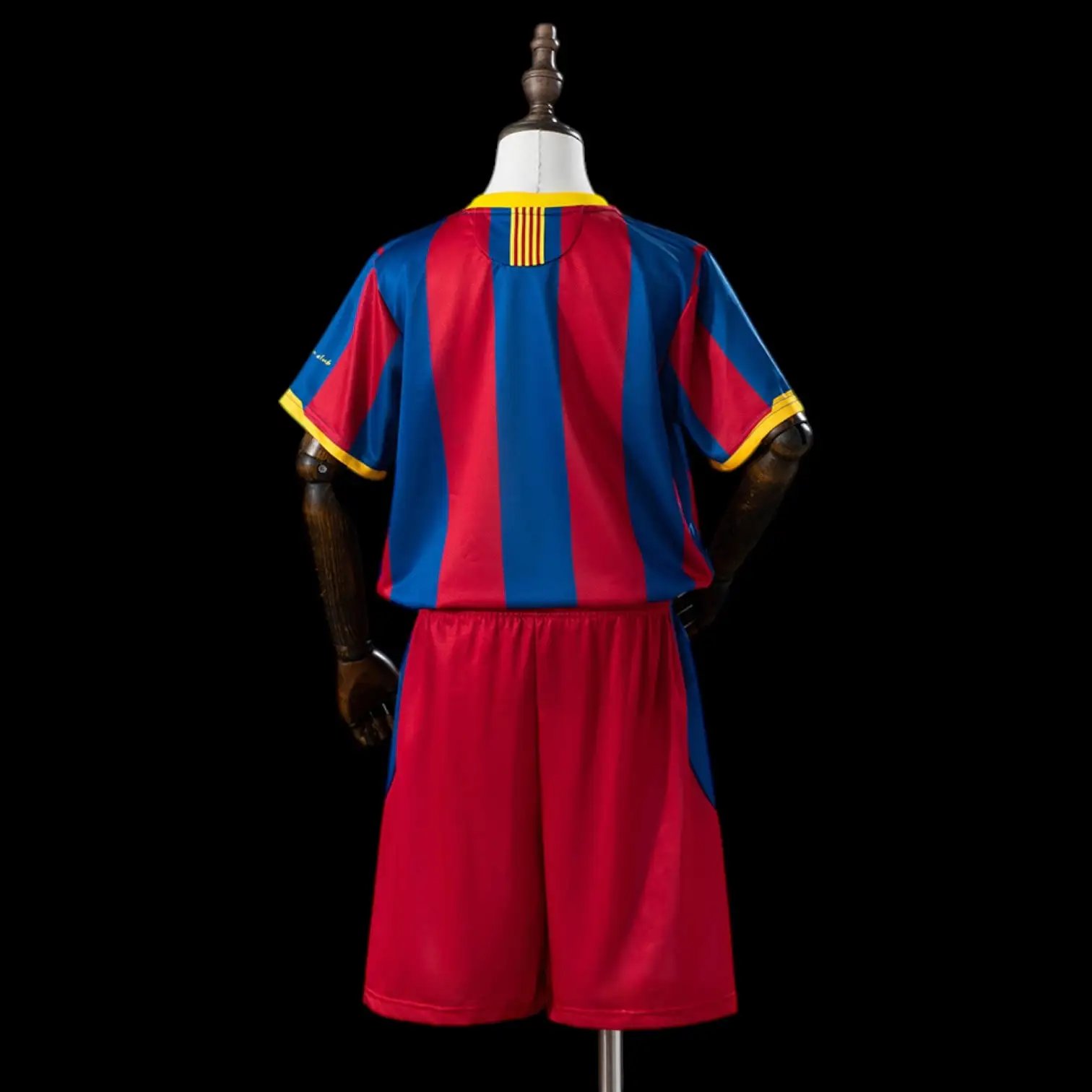 Barcelona FC 10/11 Retro Jersey — QC