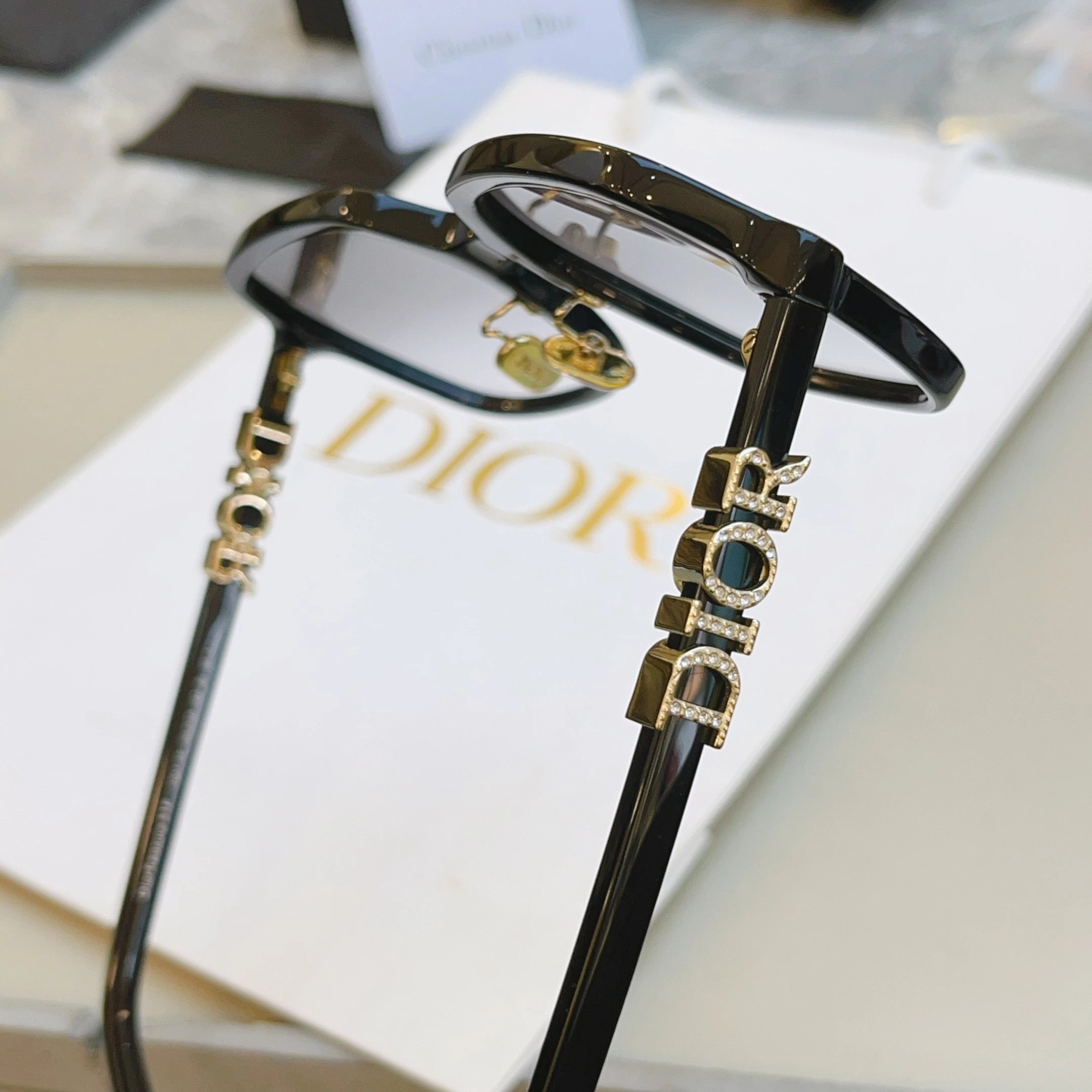 Dior Sunglasses Ver.C — photo 9