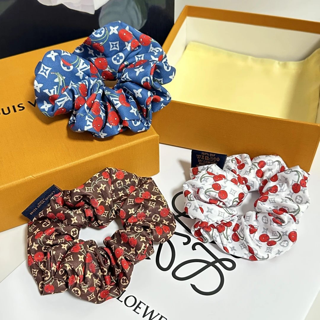 Louis Vuitton Headband Ver.H — QC