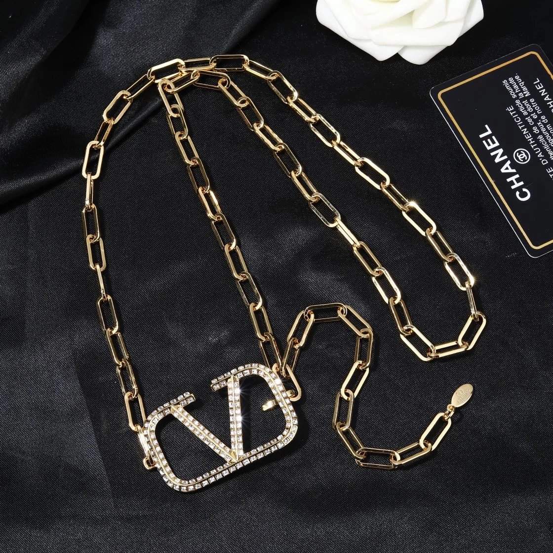 Valentino Waist Chain Ver.A — QC