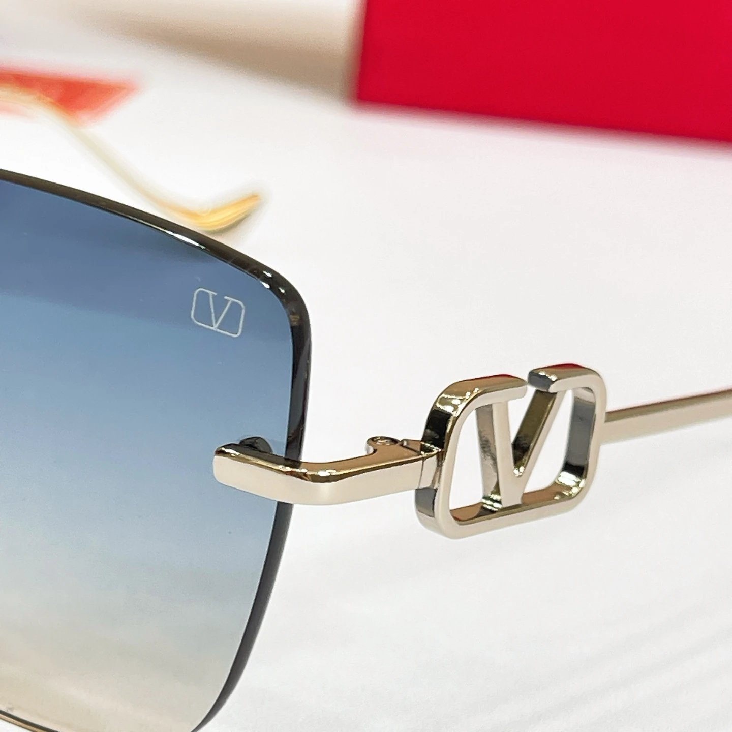 Valentino VLS-189 Sunglasses 60-18-145 Ver.B — photo 9