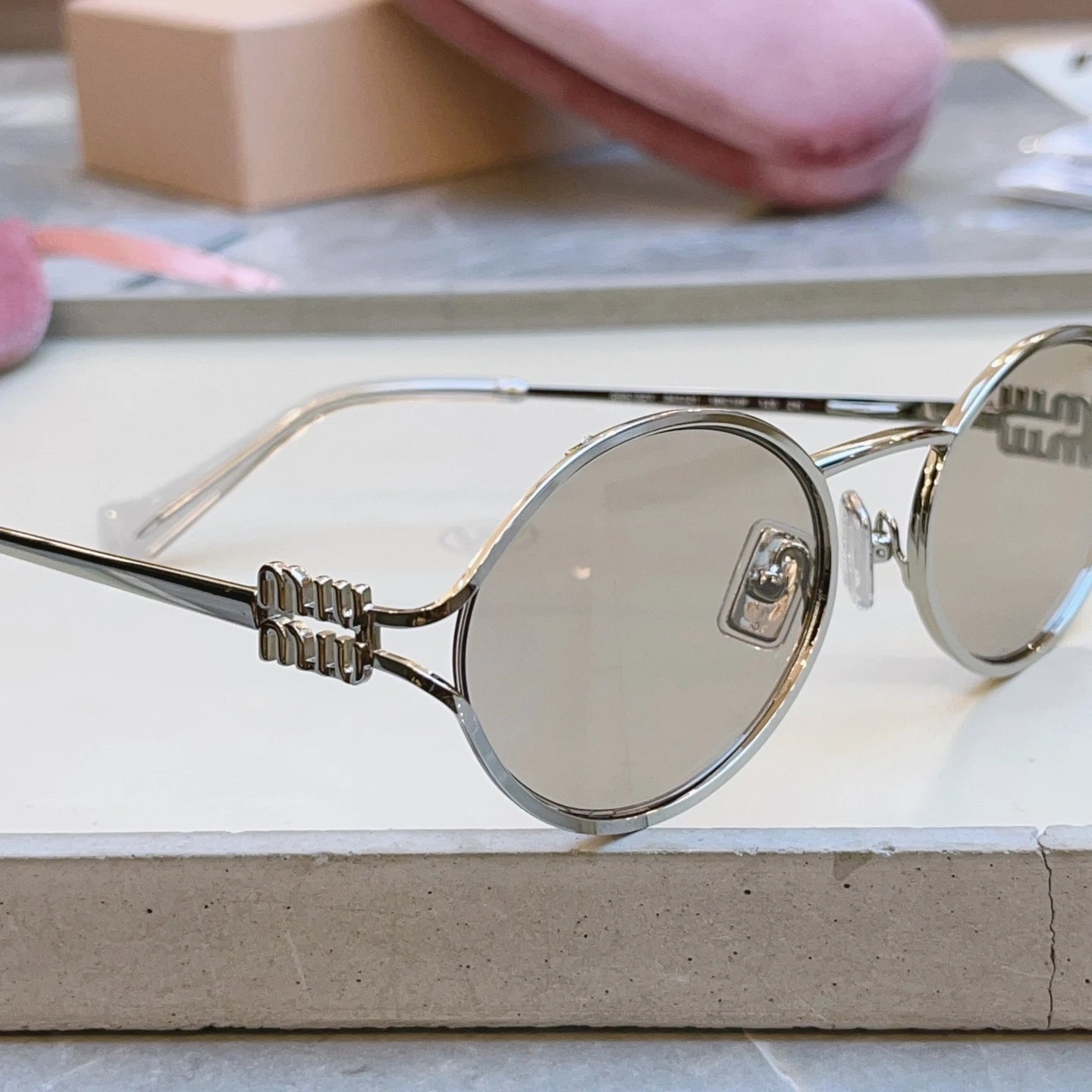 Miu Miu Sunglasses Ver.B — photo 6