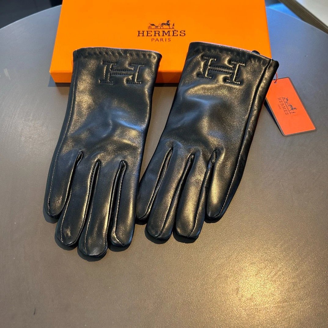 Hermes Lambskin Cashmere Gloves Ver.A — QC
