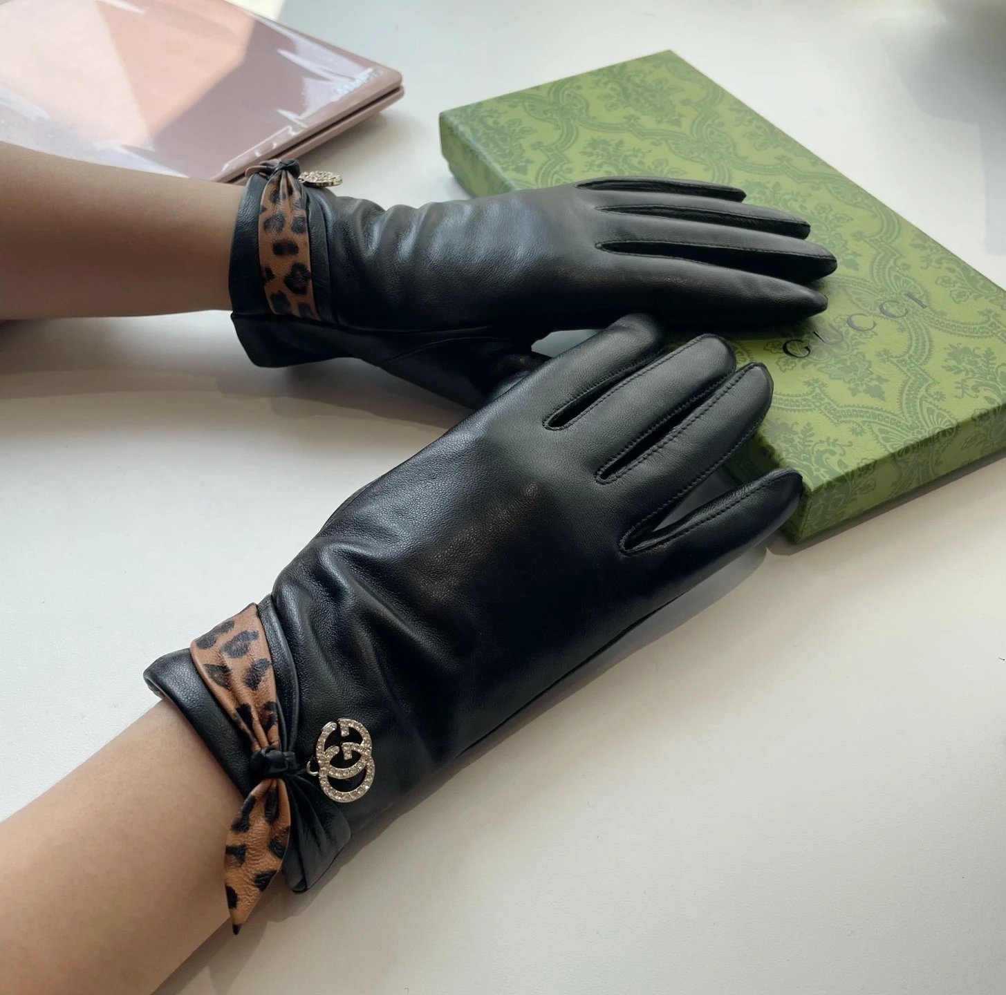 Gucci Lambskin Cashmere Gloves Ver.E — QC