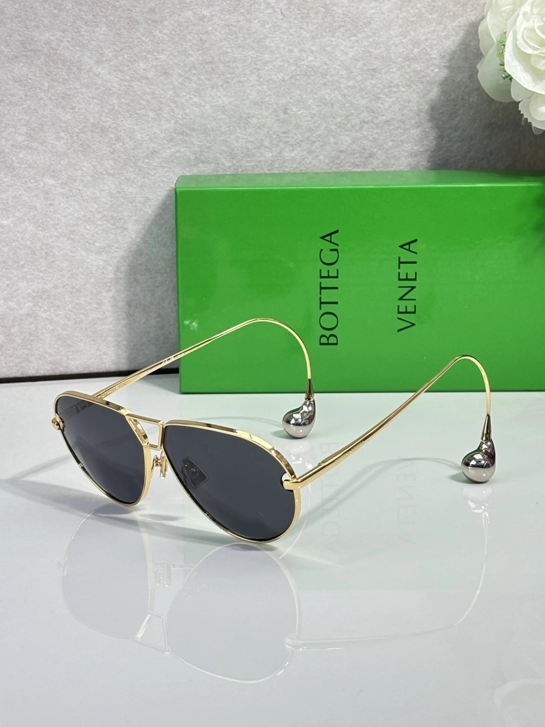 Bottega Veneta BV1437S Sunglasses 64-12-185 Ver.A — Photo 7
