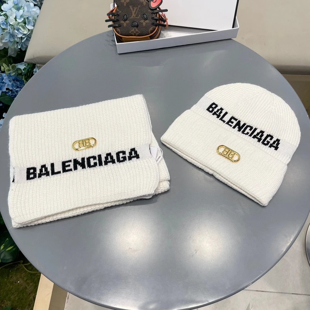 Balenciaga Wool Rabbit Fur Scarf & Hat Set Ver.D — Photo 2
