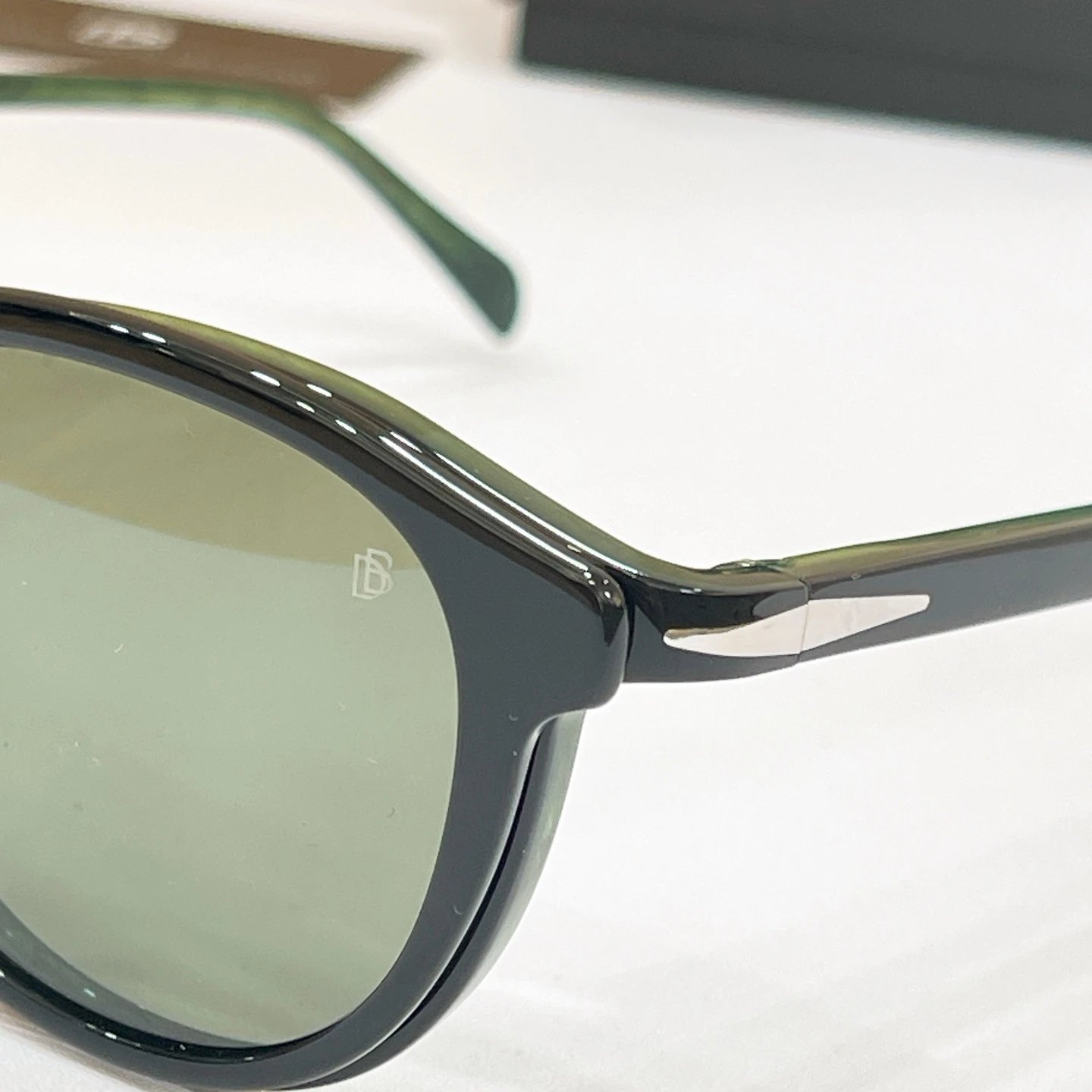 David Beckham DB 1018 Sunglasses Ver.B — photo 5