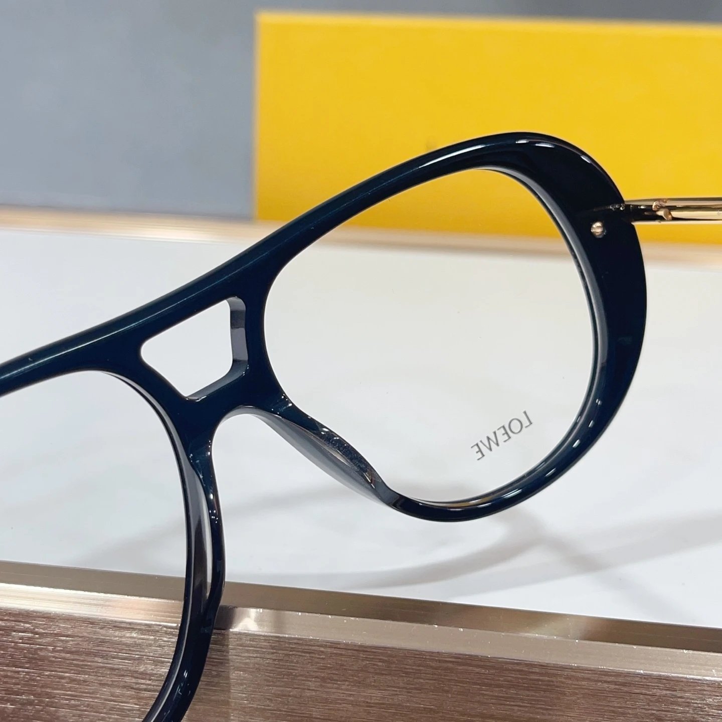 Loewe LW50112I Sunglasses 51-18-140 Ver.B — Zdjęcie 6