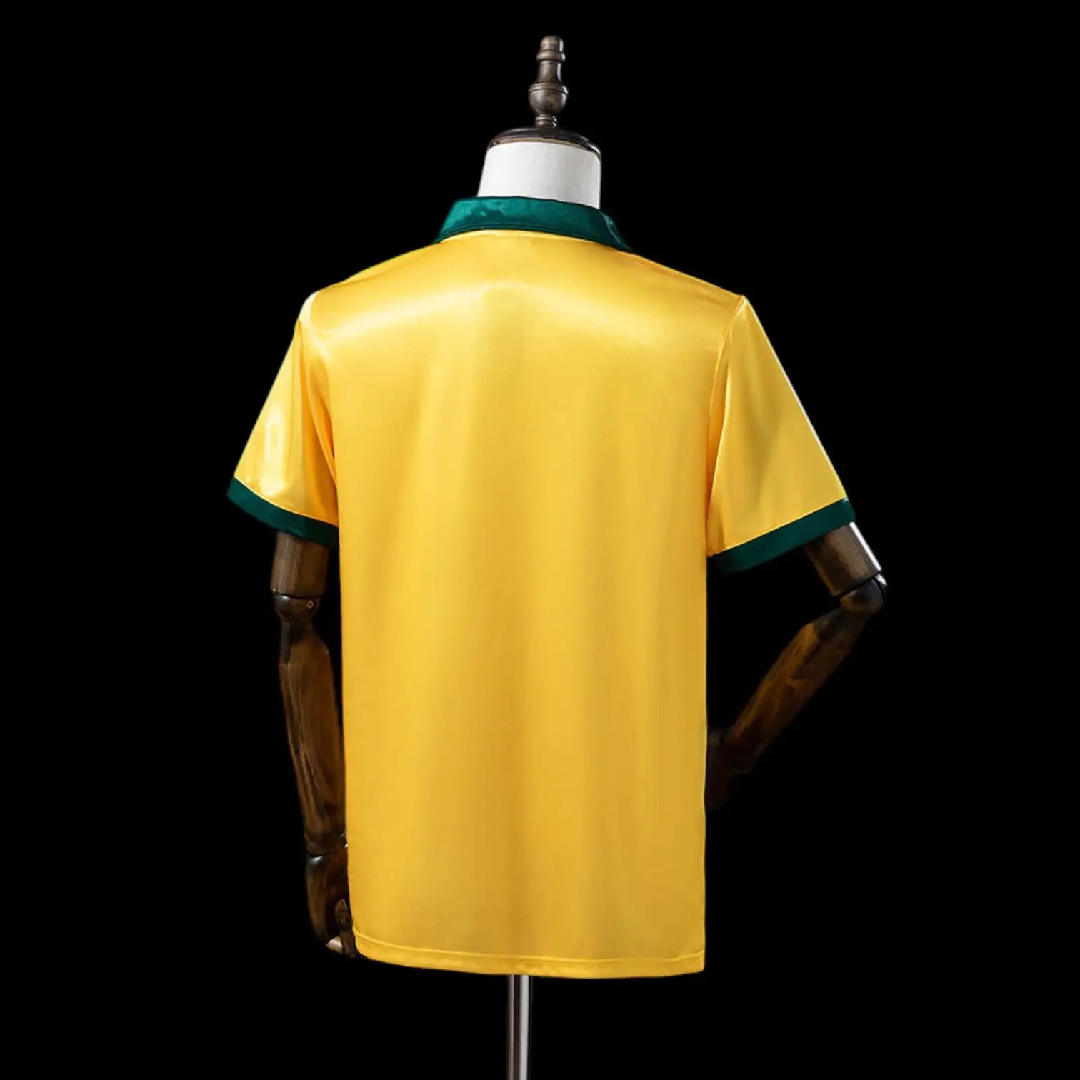 Brazil 1988 Retro Jersey — Photo 2