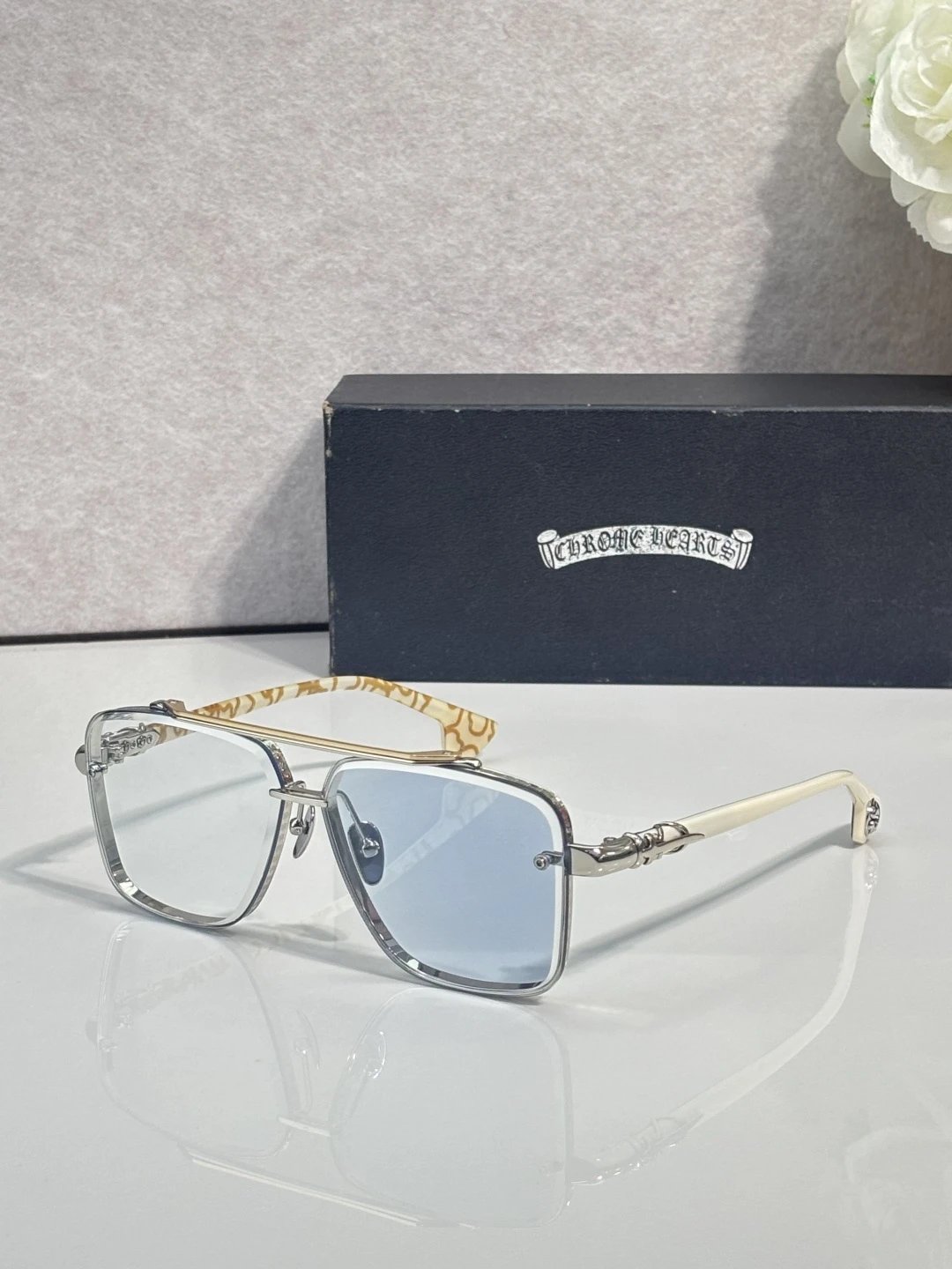 Chrome Hearts CH8239 Sunglasses 62-12-149 — photo 4
