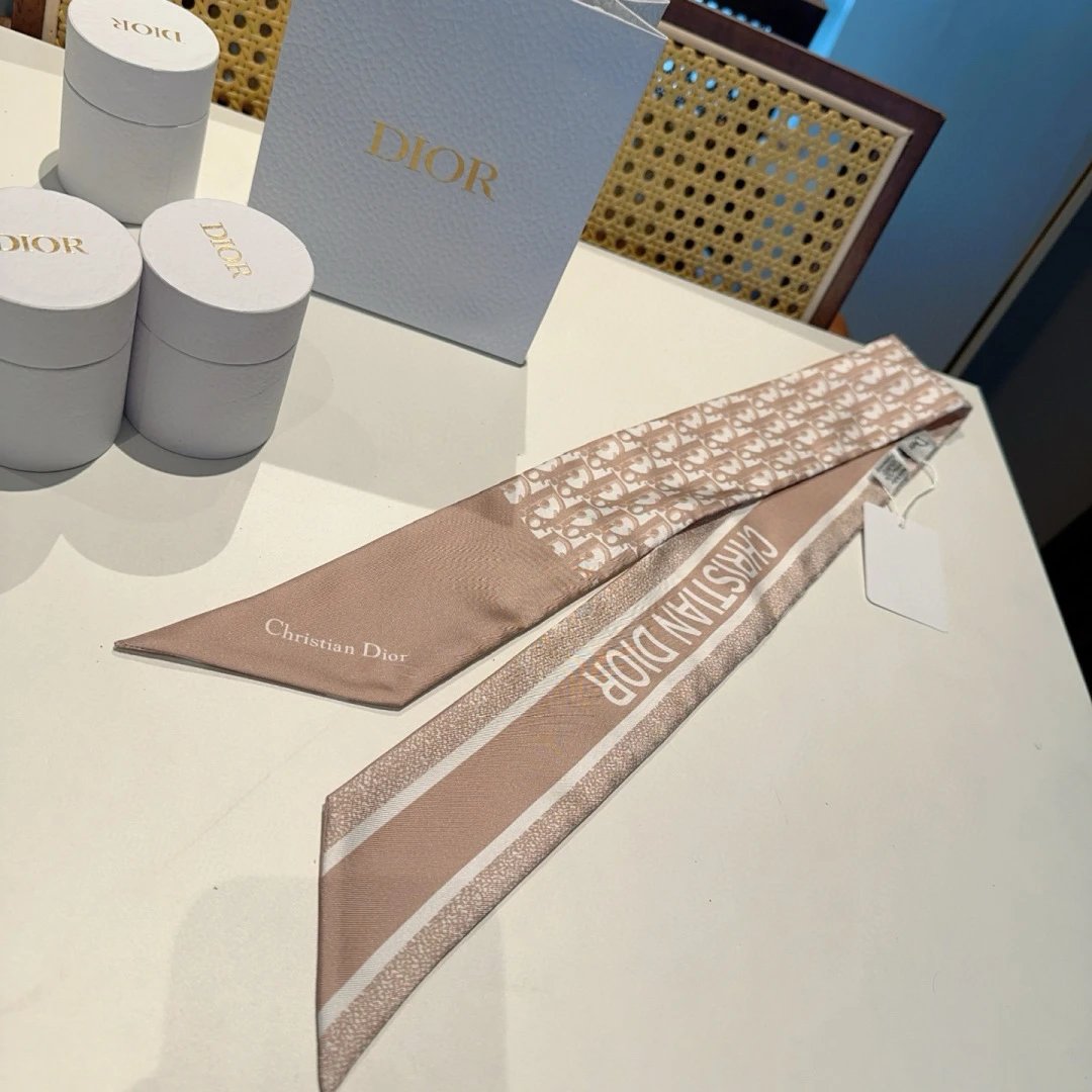 Louis Vuitton Silk Hair Ribbon Ver.D — QC
