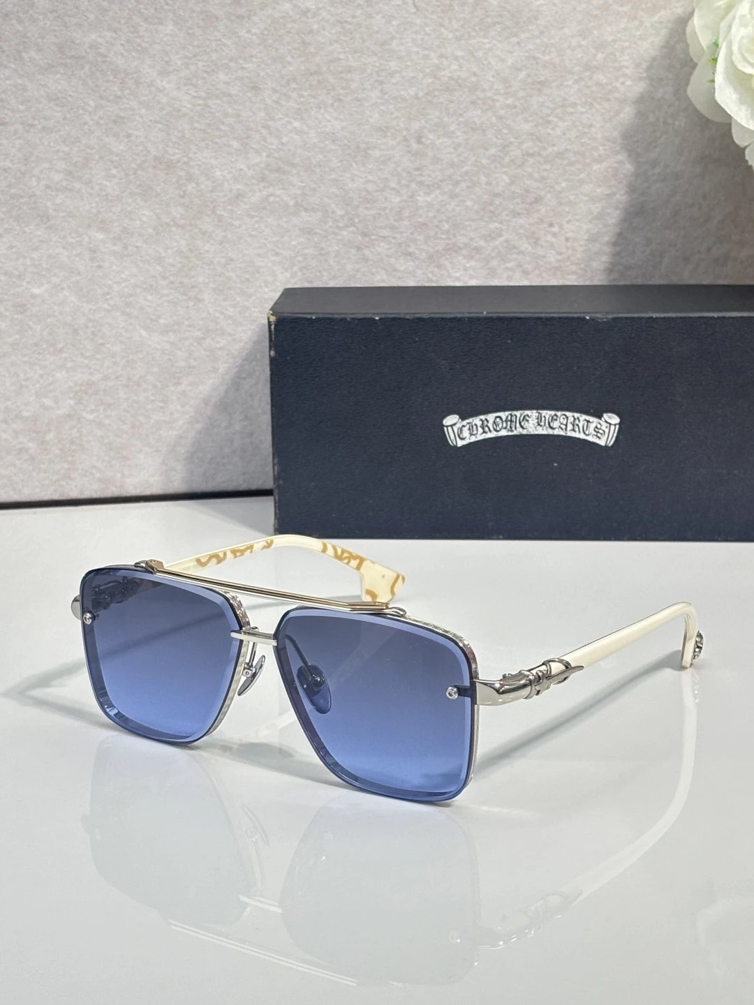 Chrome Hearts CH8239 Sunglasses 62-12-149 — photo 8