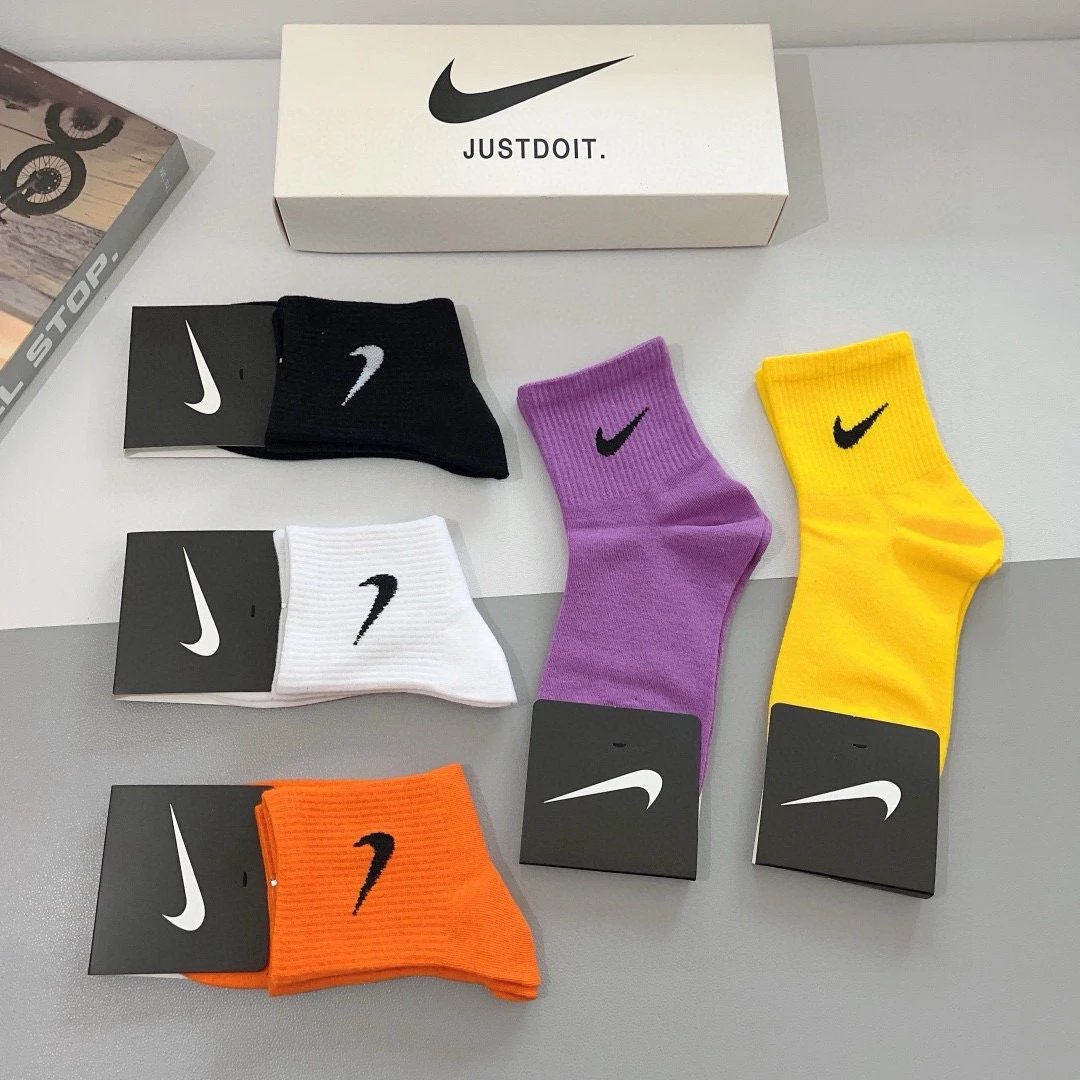 Nike Crew Socks Ver.C — Zdjęcie 8