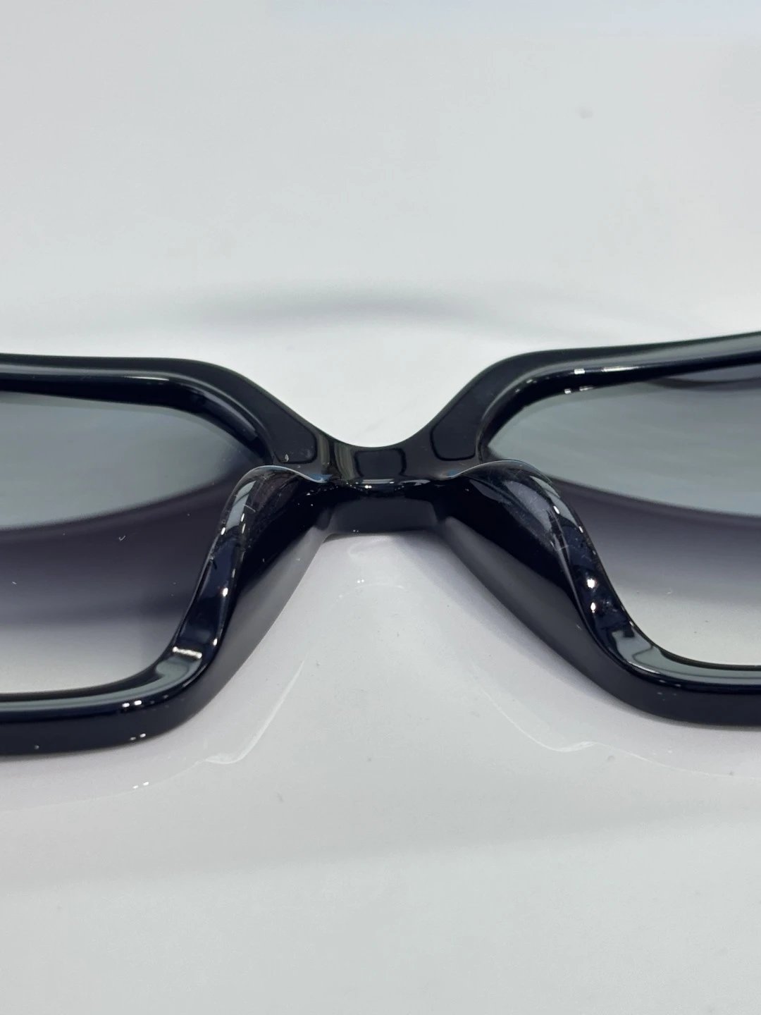 Tiffany OTF 4260U Sunglasses 57-16-145 Ver.A — photo 8