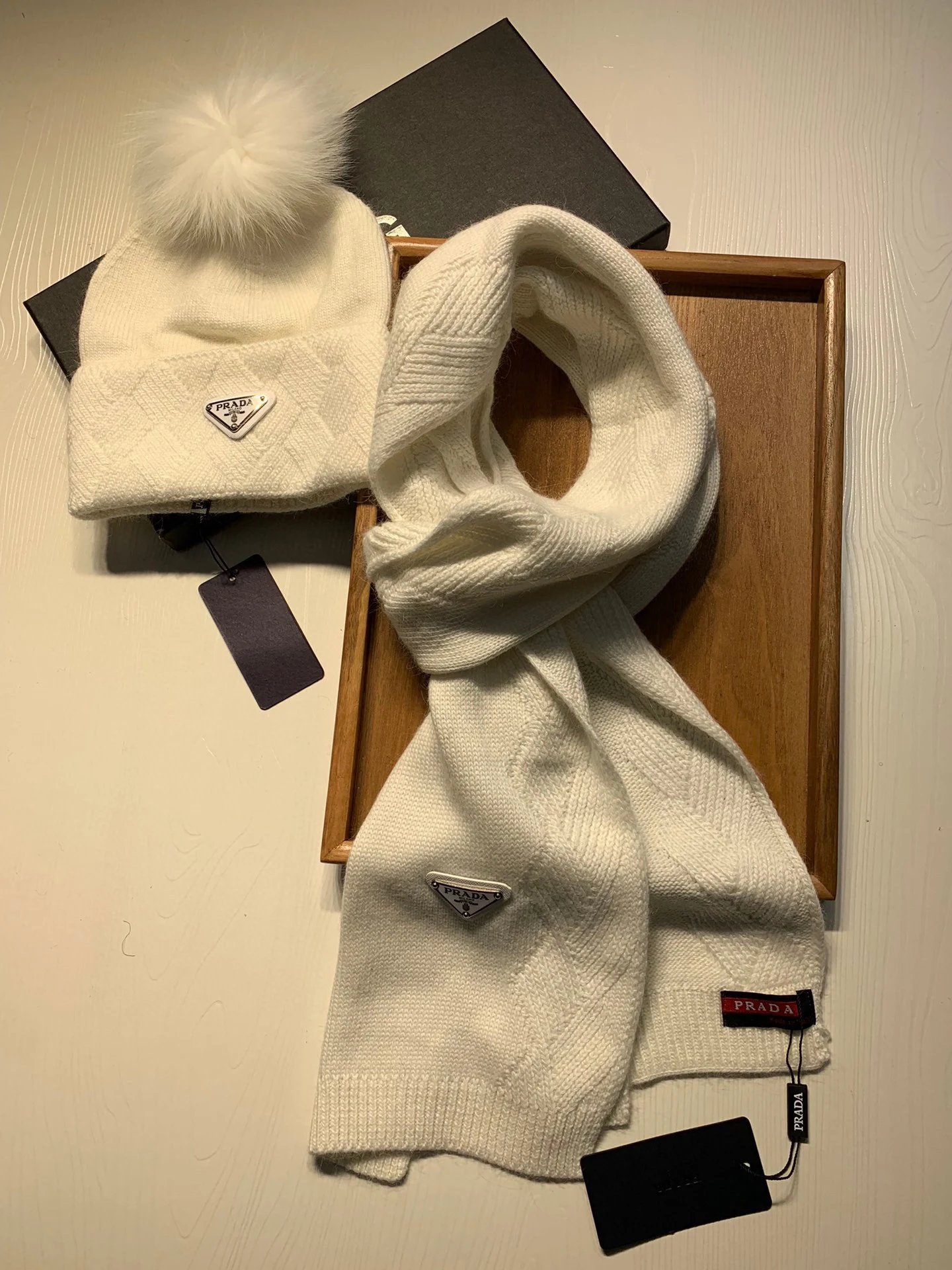 Prada Wool Rabbit Fur Scarf & Hat Set Ver.H — Photo 8
