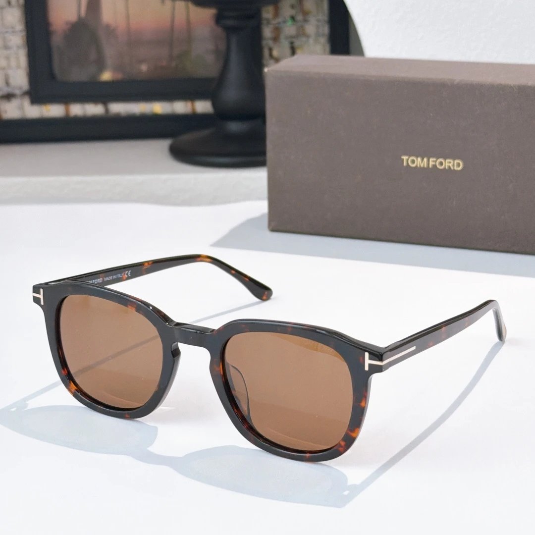 Tom Ford TF0975 Sunglasses 52-23-145 — photo 2