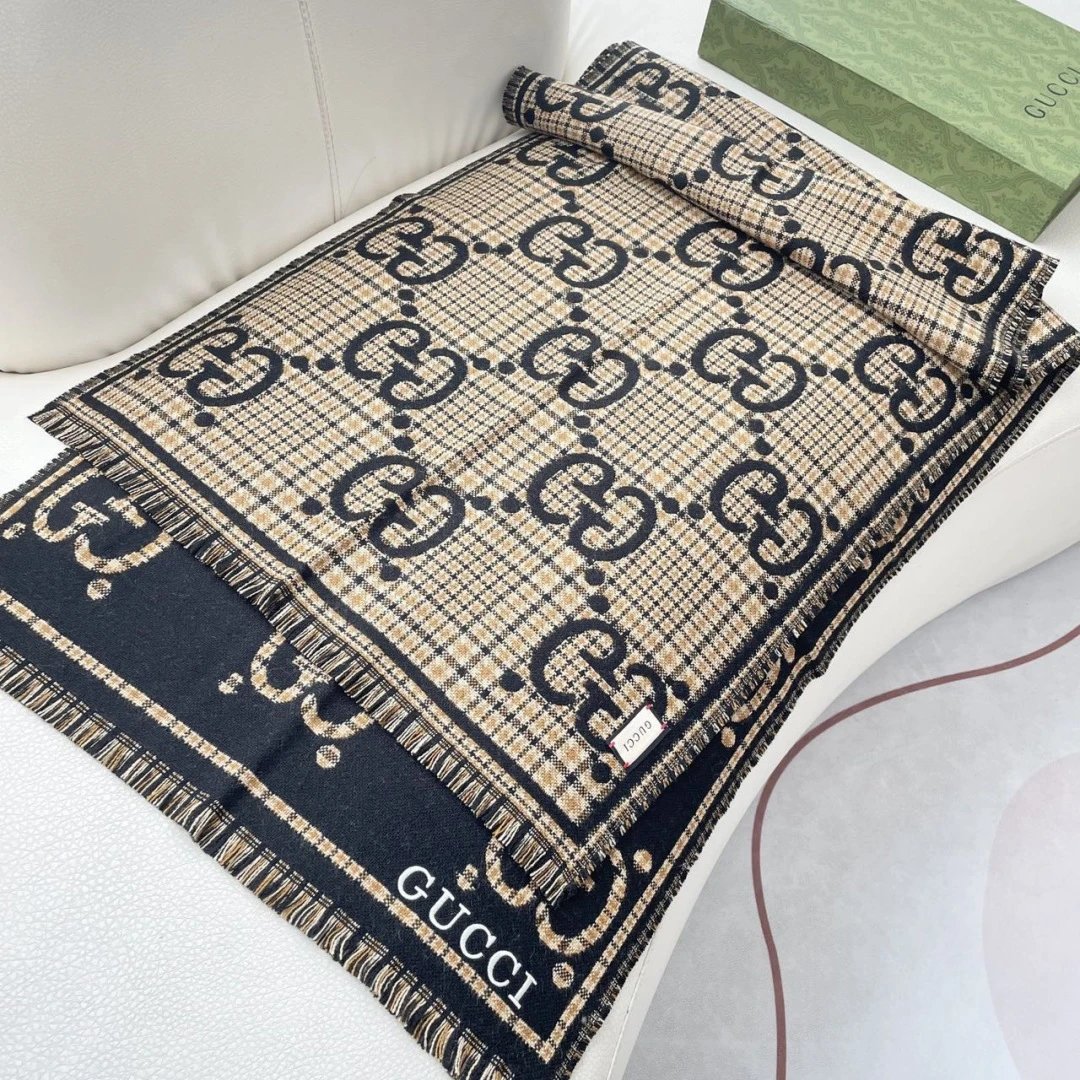 Gucci Cashmere Shawl Ver.H — Photo 9