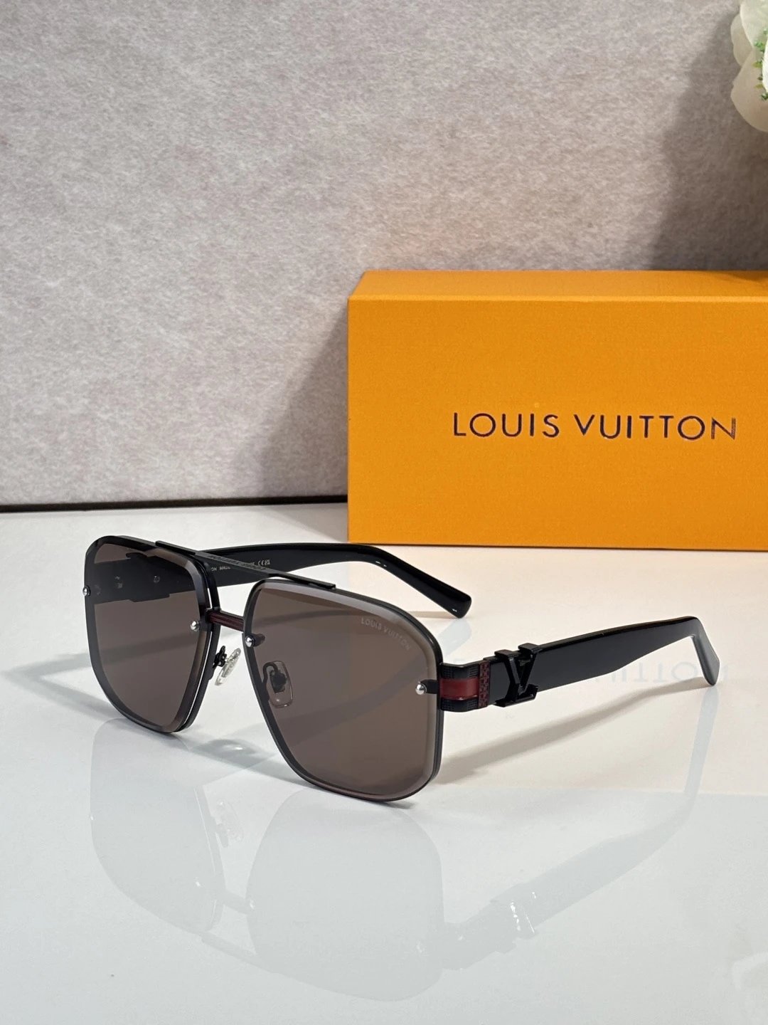 Louis Vuitton Z7214U Sunglasses 63-13-140 — Zdjęcie 4