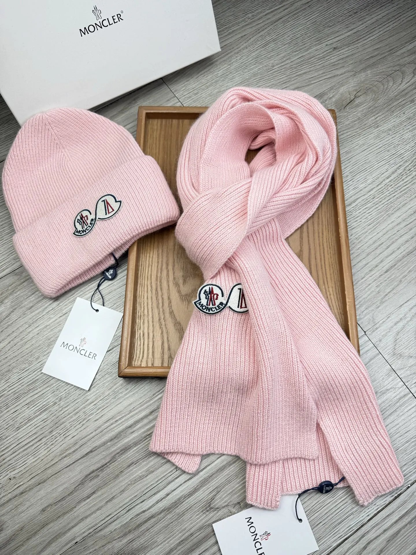 Moncler Wool Rabbit Fur Scarf & Hat Set Ver.E — Photo 7