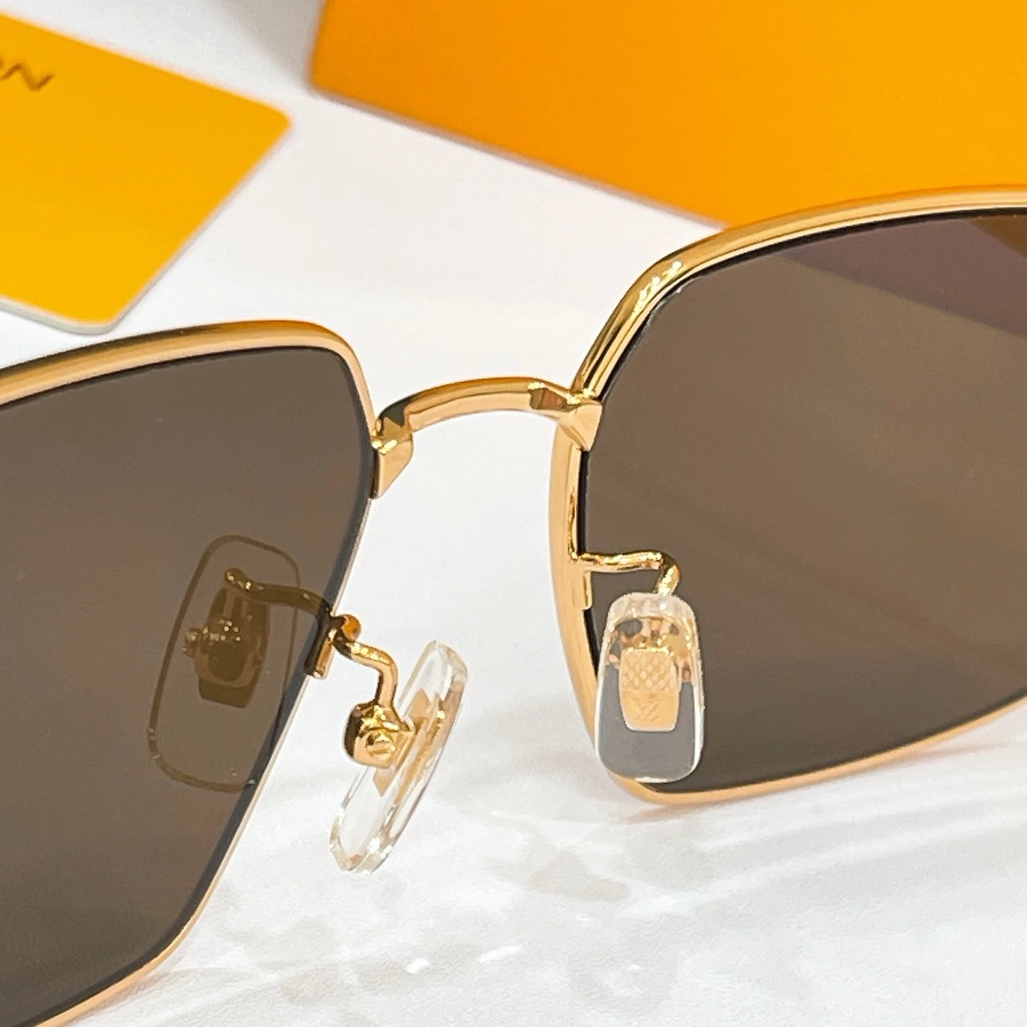 Louis Vuitton Z2107U Sunglasses 57-18-145 — QC