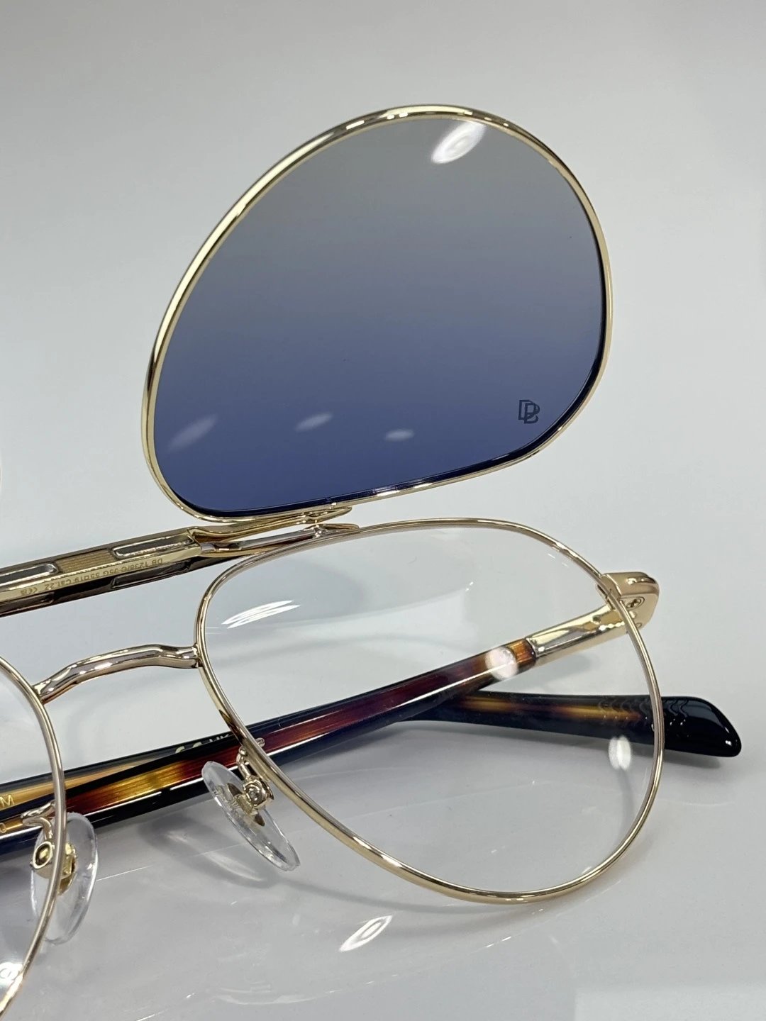 David Beckham DB 1238 Sunglasses Ver.A — photo 9