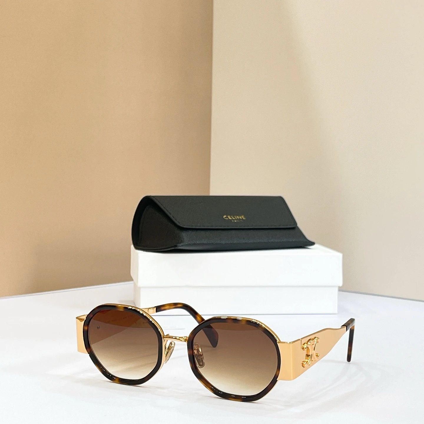 Celine CL47179U Sunglasses 56-22-145 — photo 3
