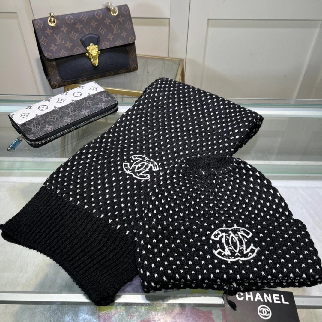 Gucci Cashmere Scarf & Hat Set Ver.H — QC