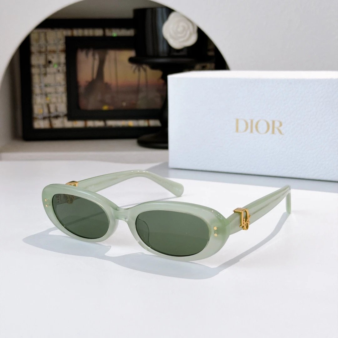 Dior Oblique Sunglasses 52-19-140 — QC
