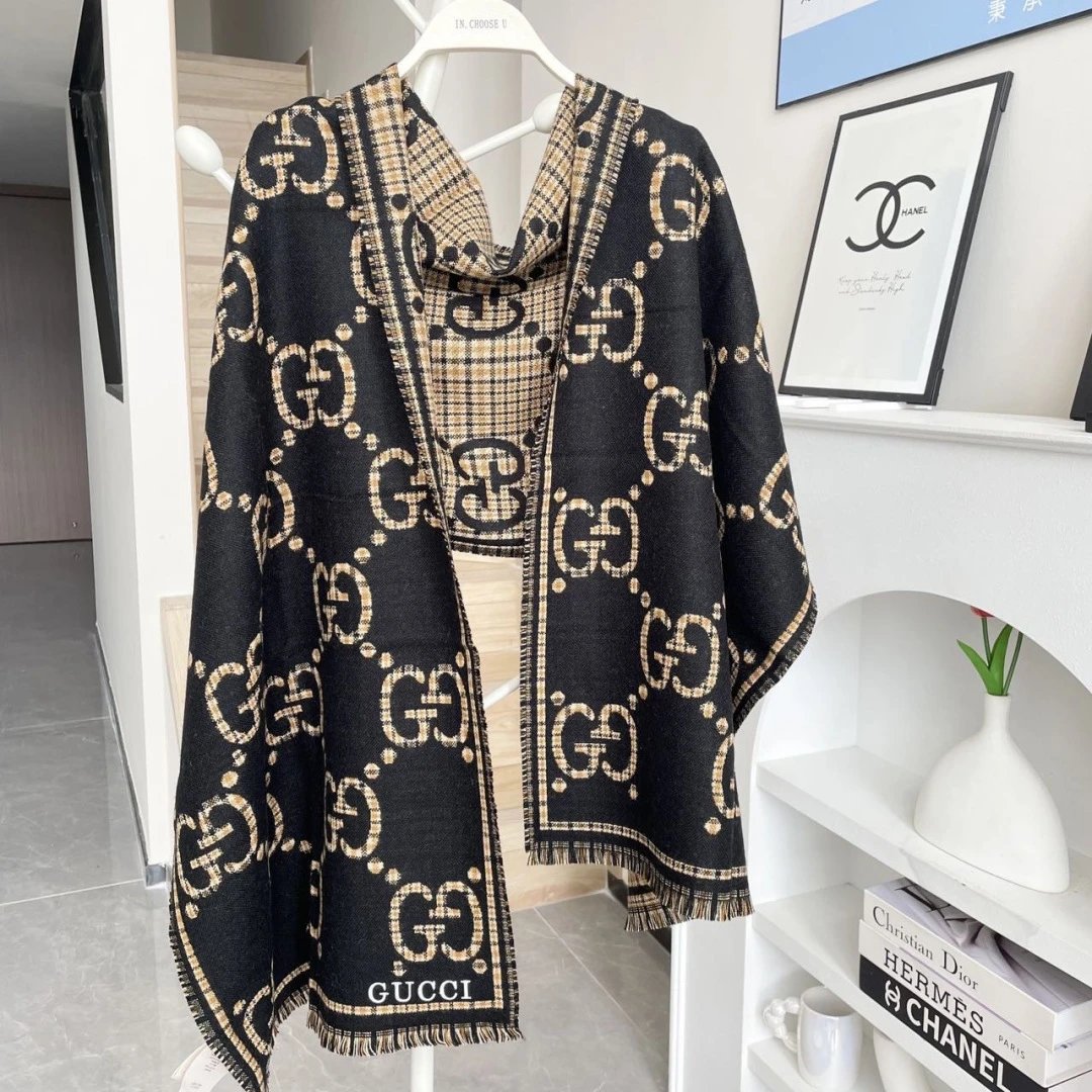 Gucci Cashmere Shawl Ver.H — Photo 6