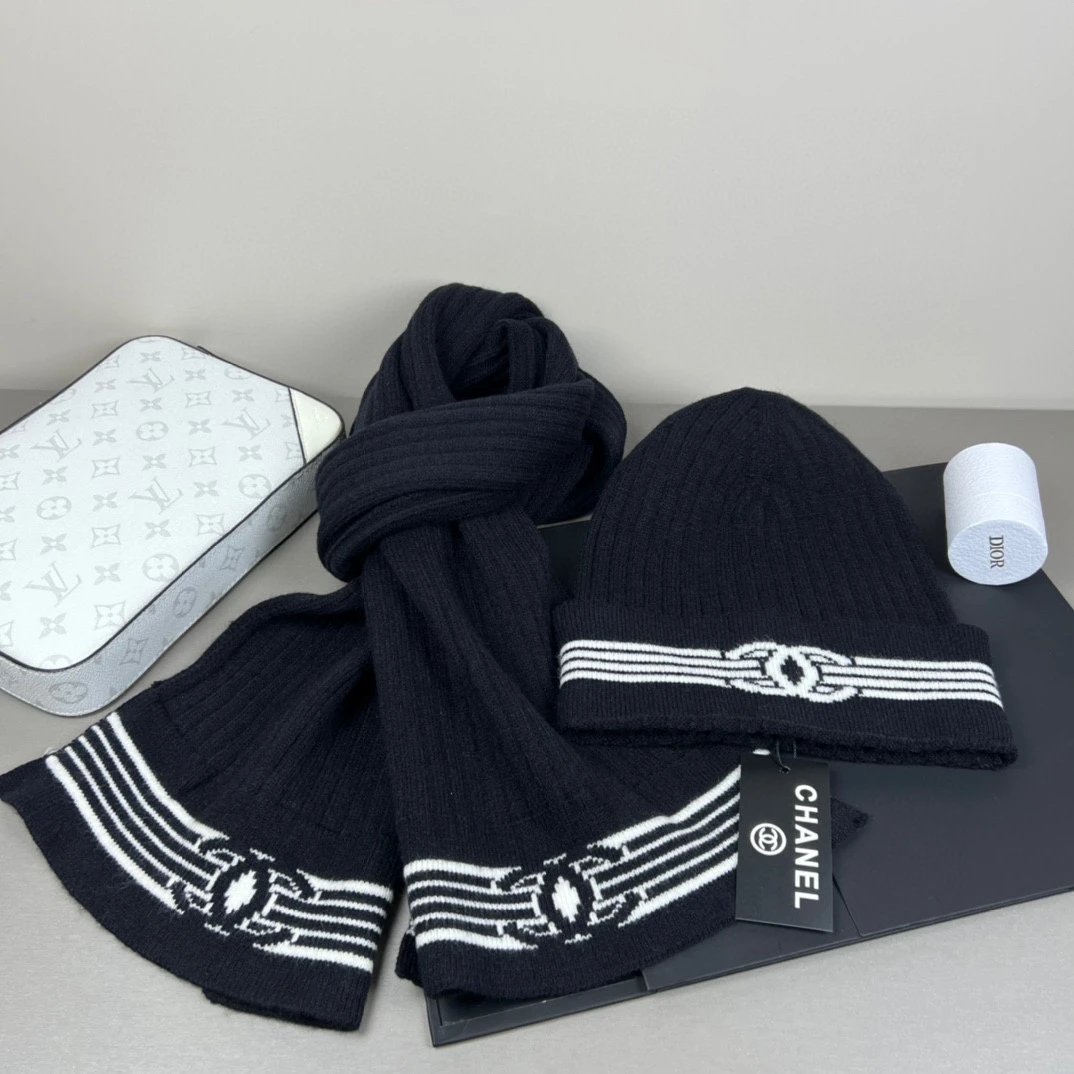 Chanel Scarf & Hat Set Ver.F — QC