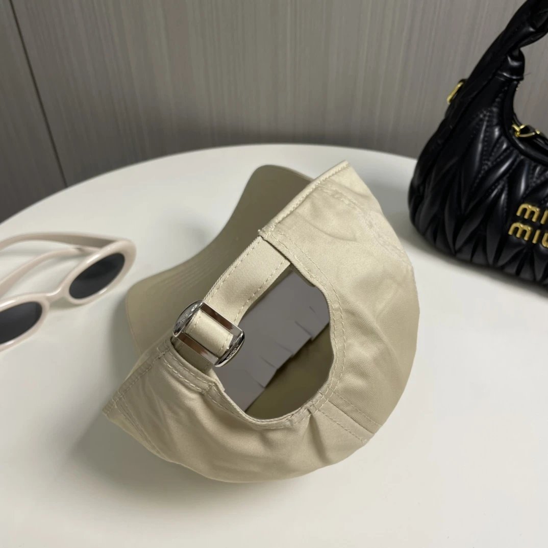 Celine Baseball Cap Ver.E — Photo 3