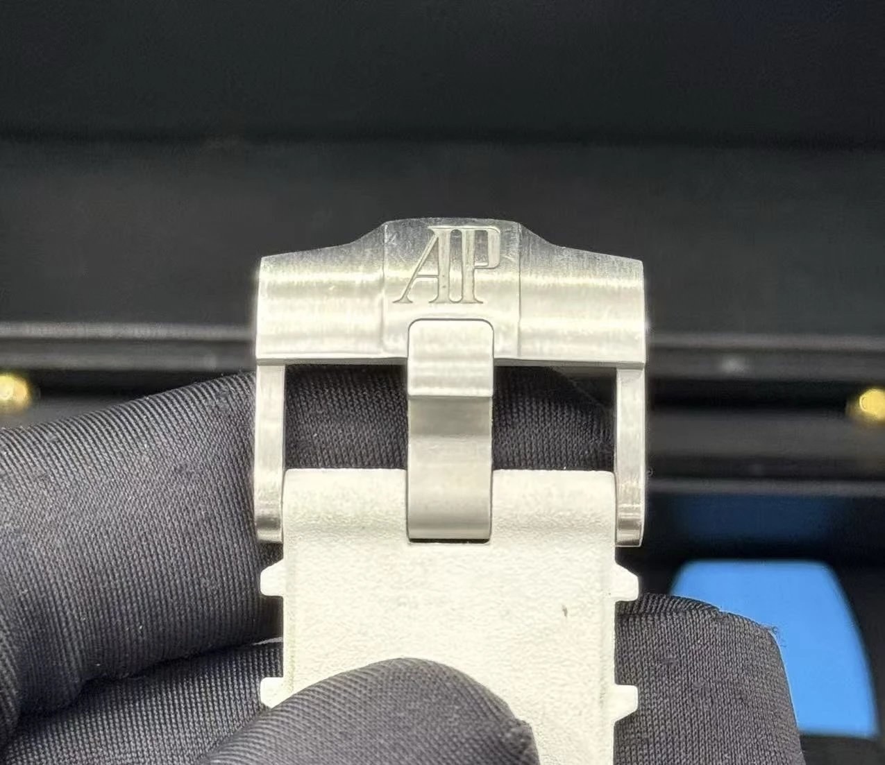 Audemars Piguet Royal Oak Offshore 167000 Automatic Watch 42mm — QC