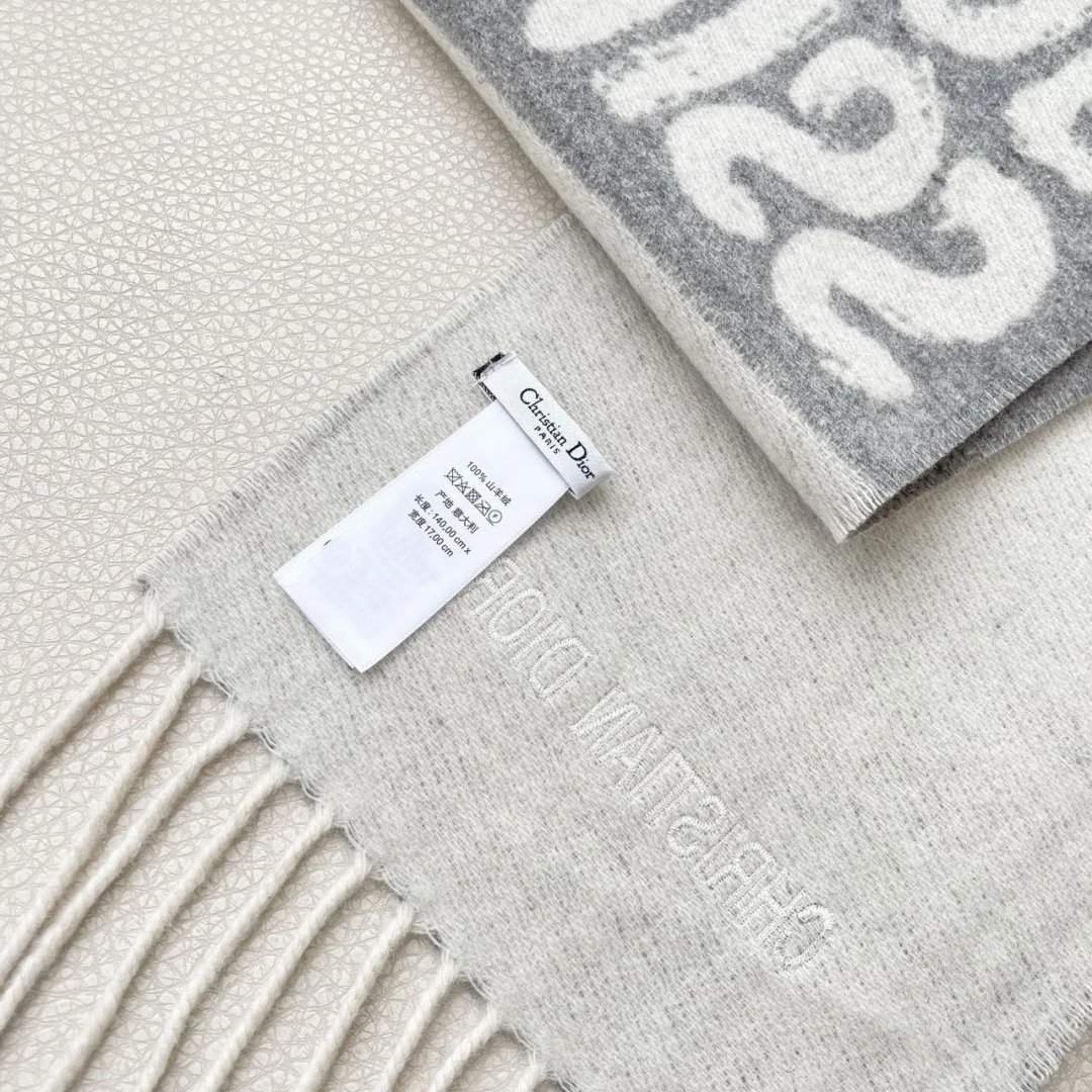 Dior Cashmere Scarf Ver.A — Photo 9