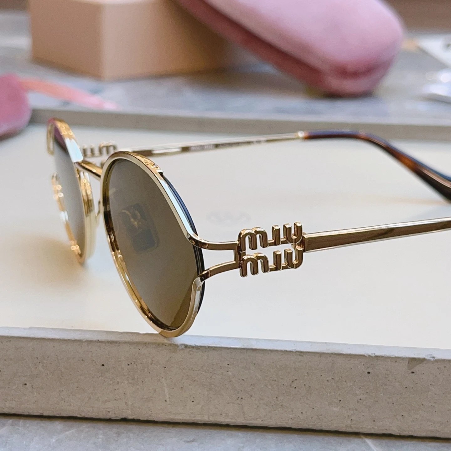 Miu Miu Sunglasses Ver.D — photo 8
