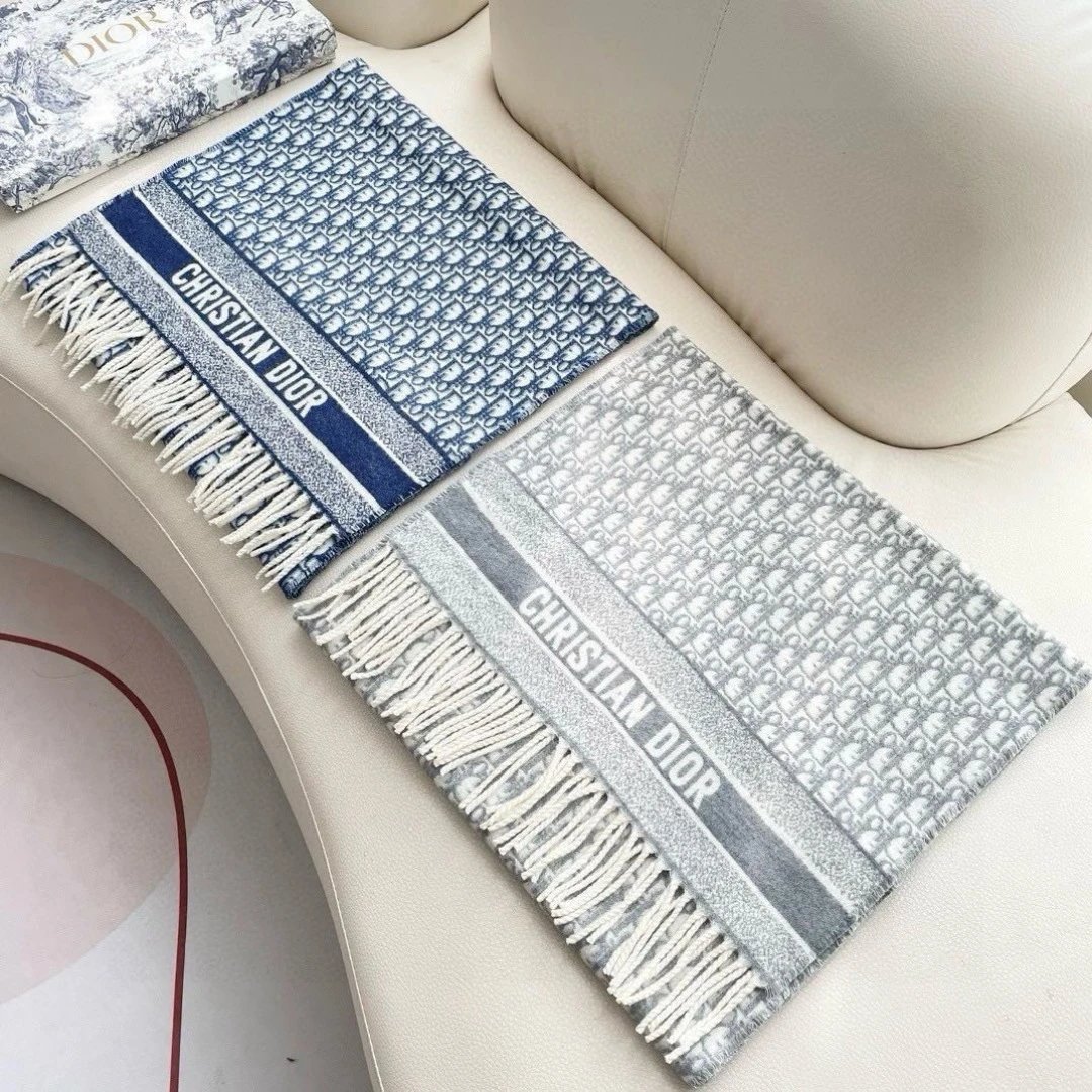 Dior Scarf Ver.B — Photo 3