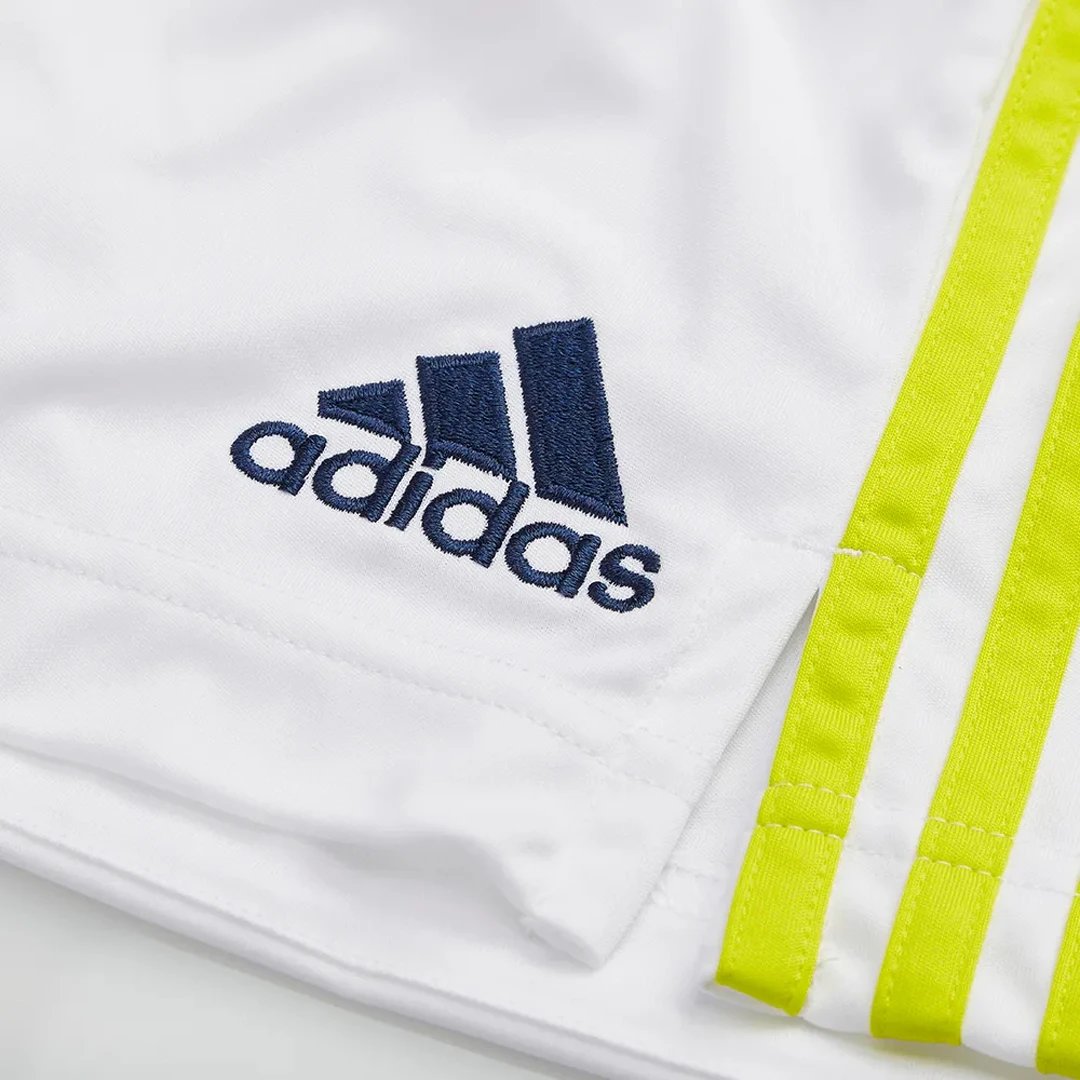 Leeds United Home Soccer Shorts 2021 22 — photo 6