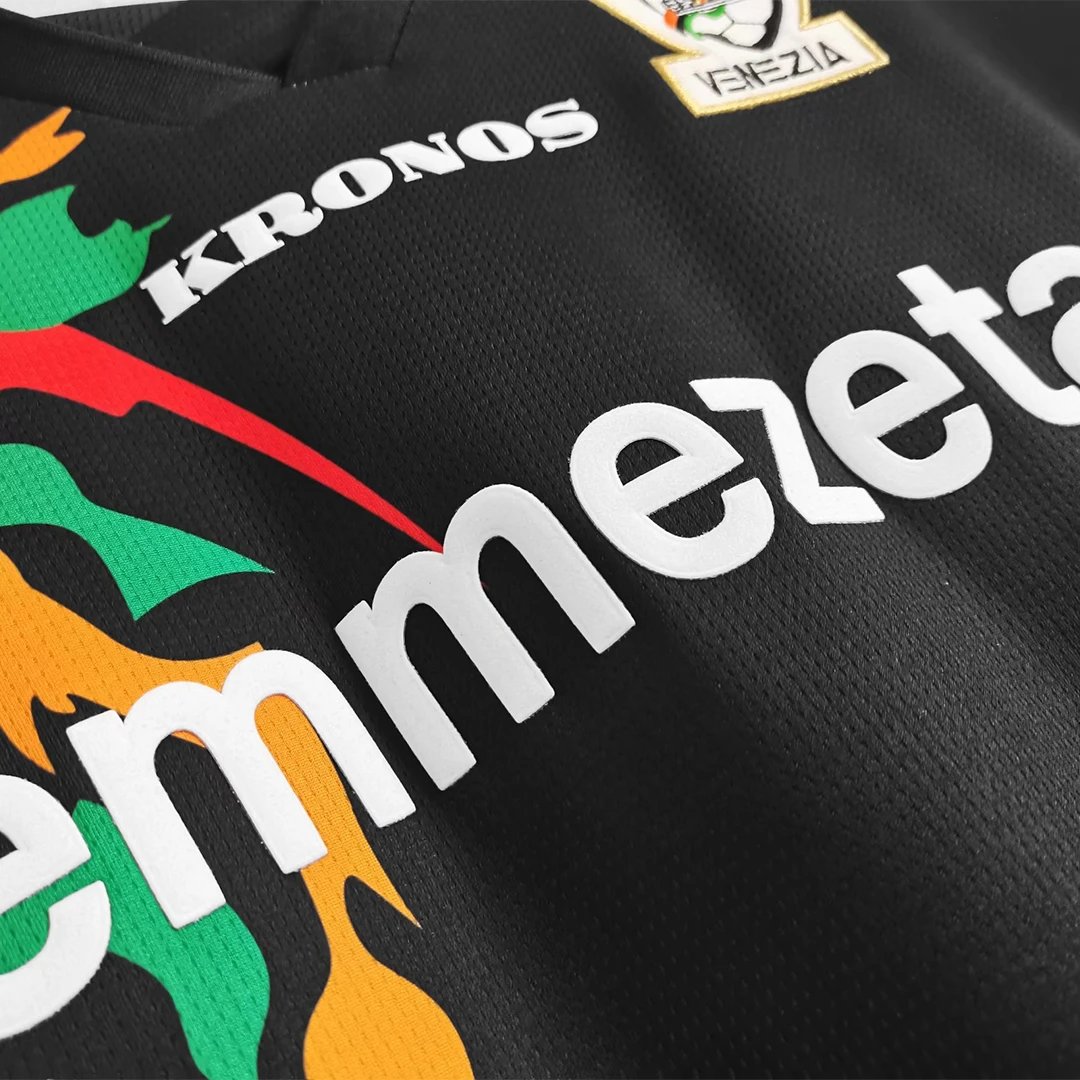 Venezia FC Retro Home Jersey — Photo 3